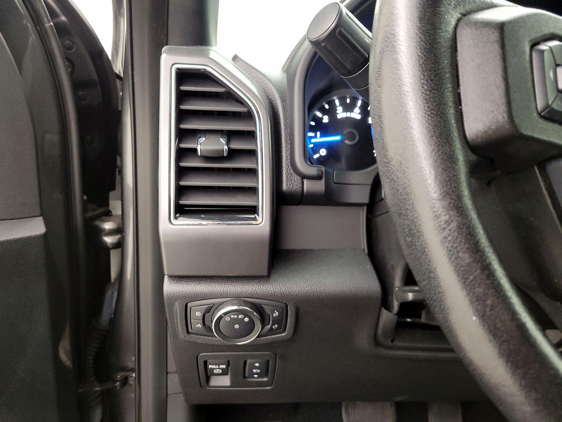 Thumbnail: 2017 Ford F-150 - 13