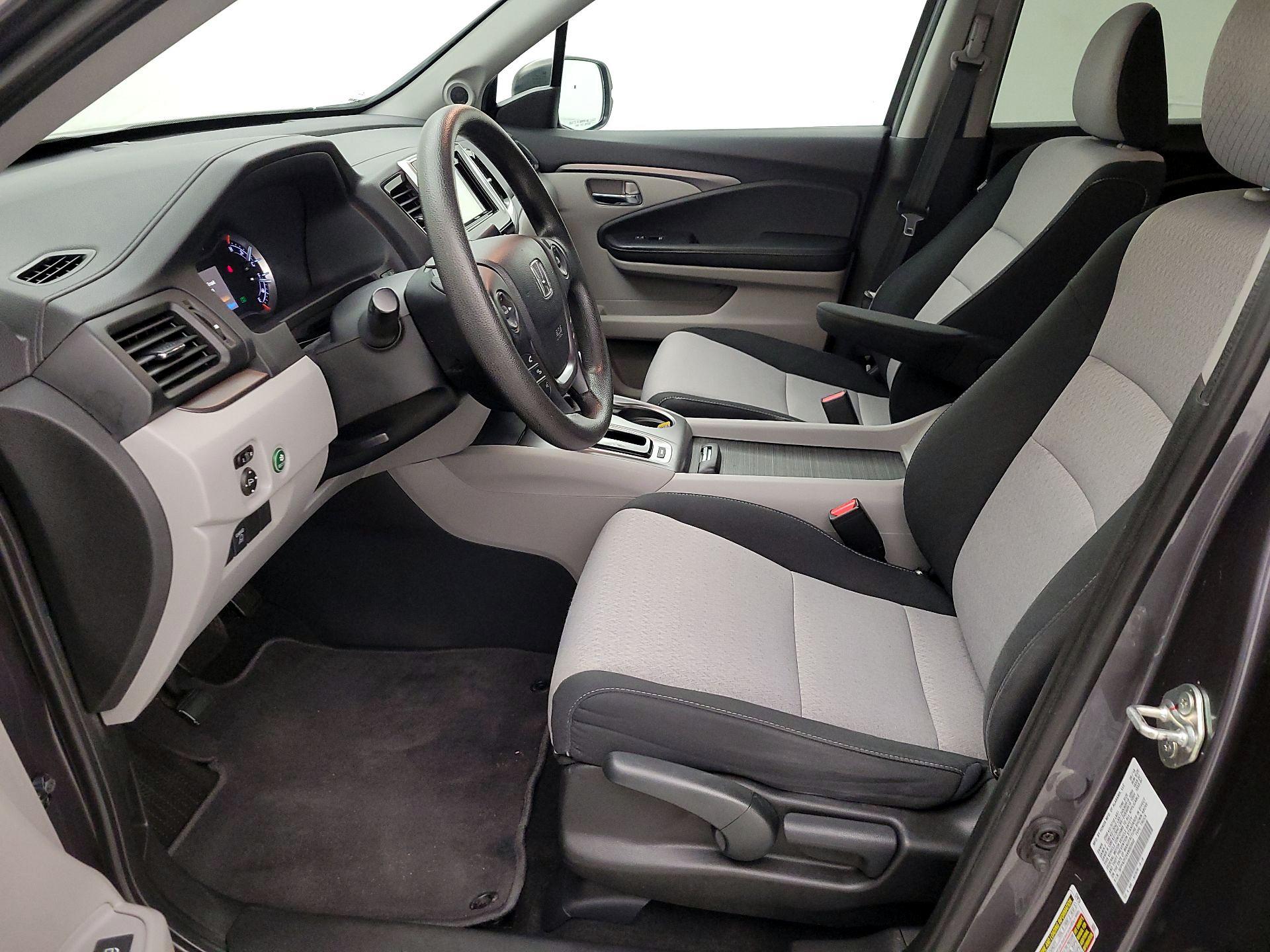 Thumbnail: 2019 Honda Ridgeline - 11