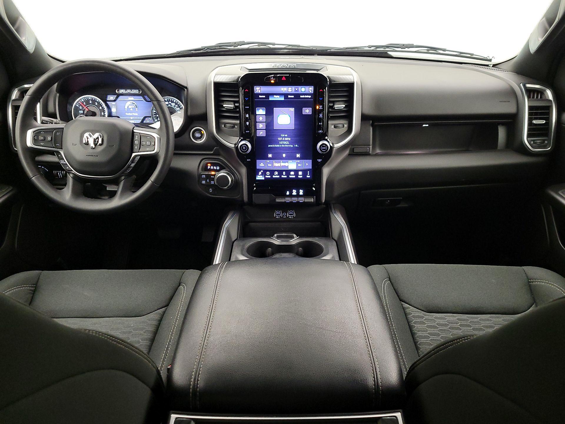 Thumbnail: 2025 RAM 1500 - 9