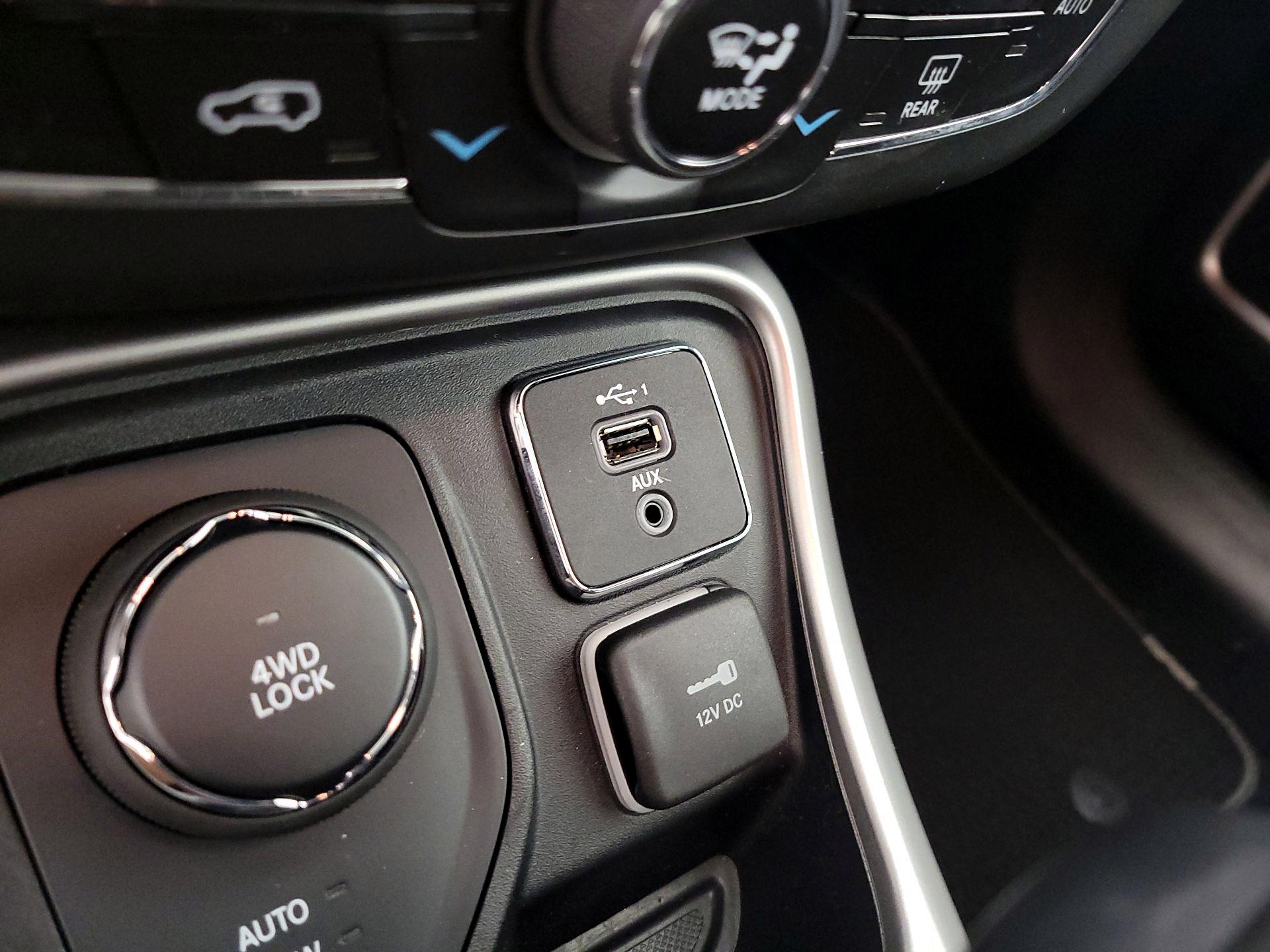 Thumbnail: 2021 Jeep Compass - 19