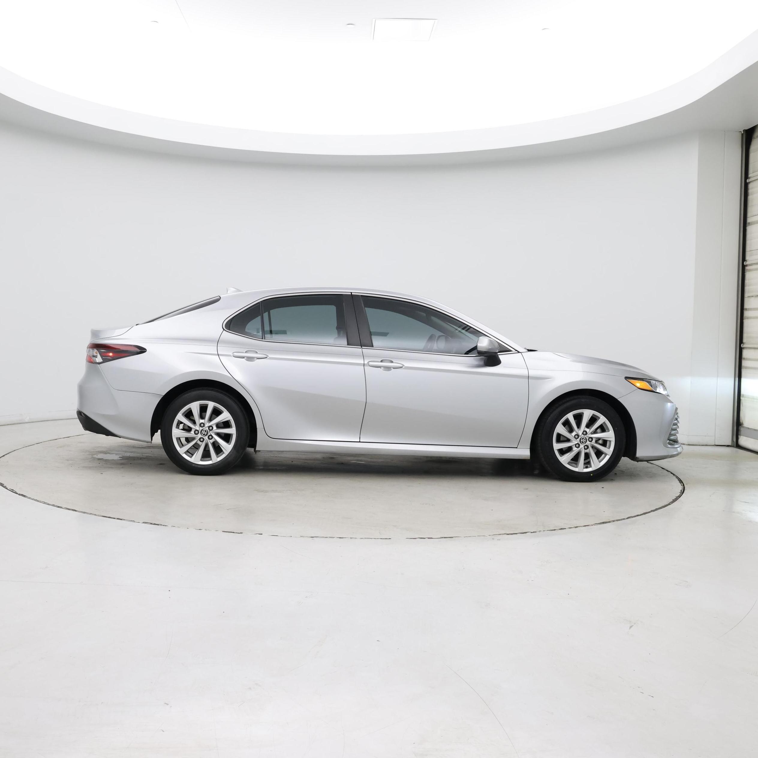 Thumbnail: 2023 Toyota Camry - 7