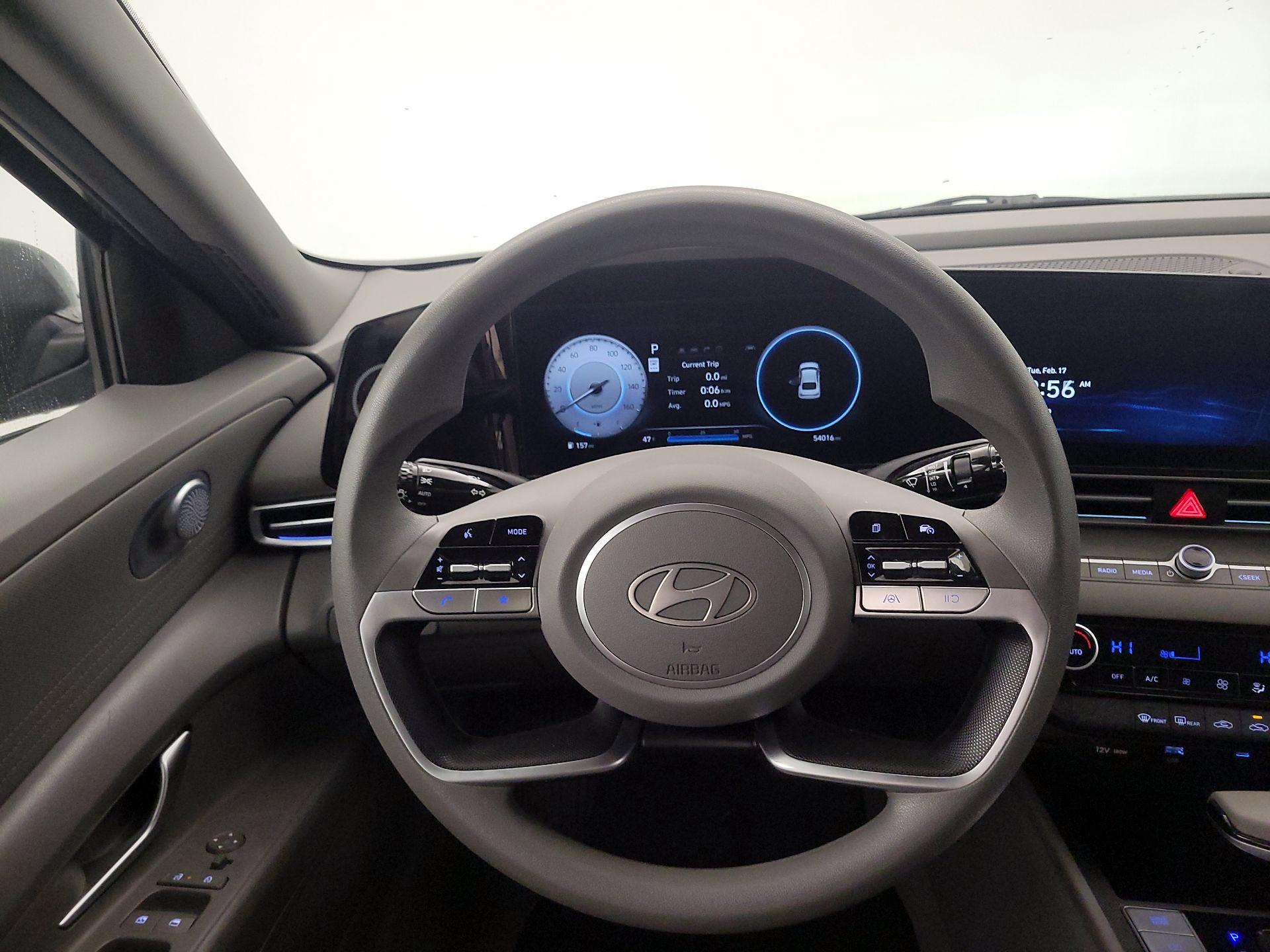 Thumbnail: 2024 Hyundai Elantra - 10