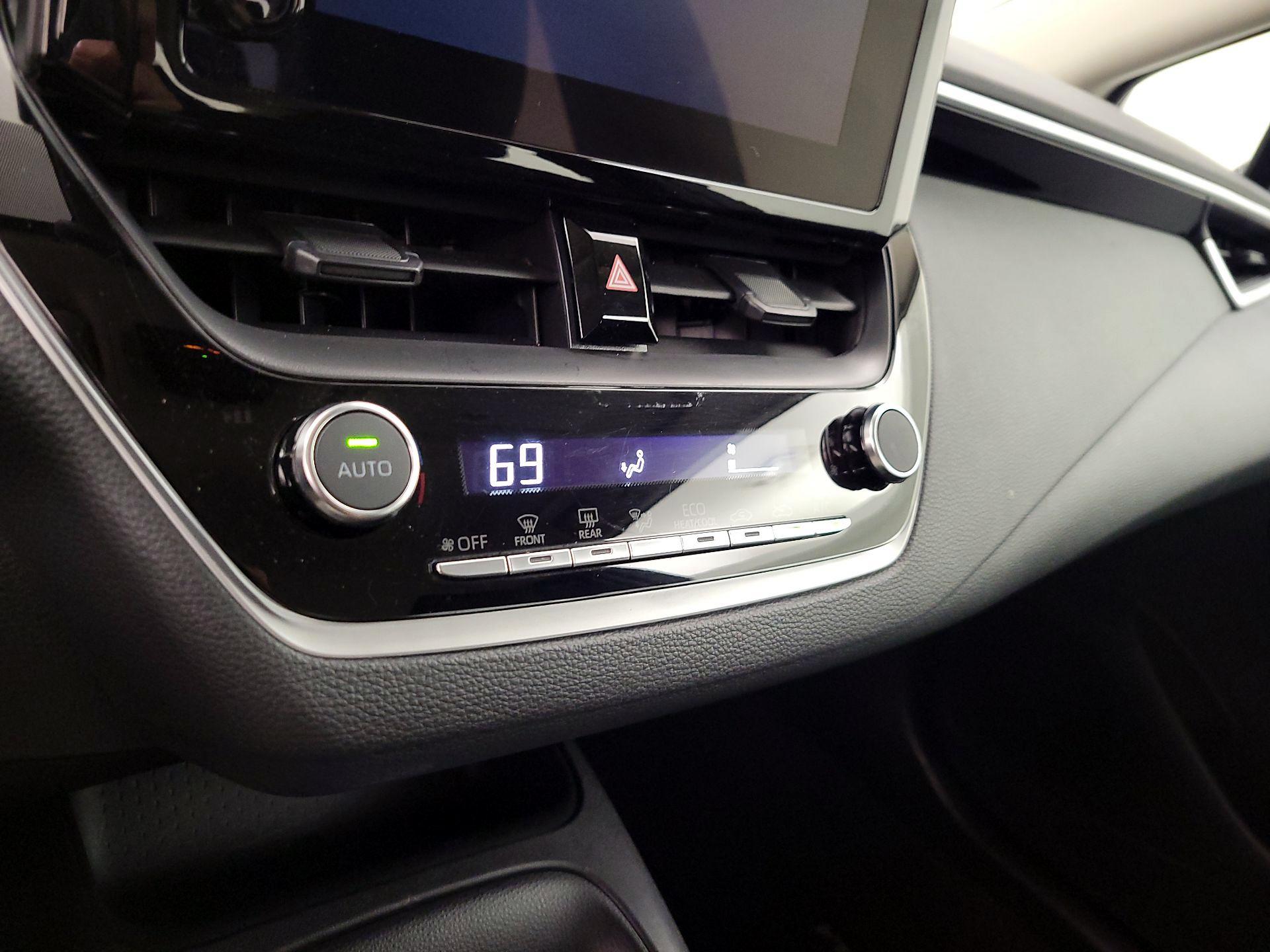 Thumbnail: 2025 Toyota Corolla - 16