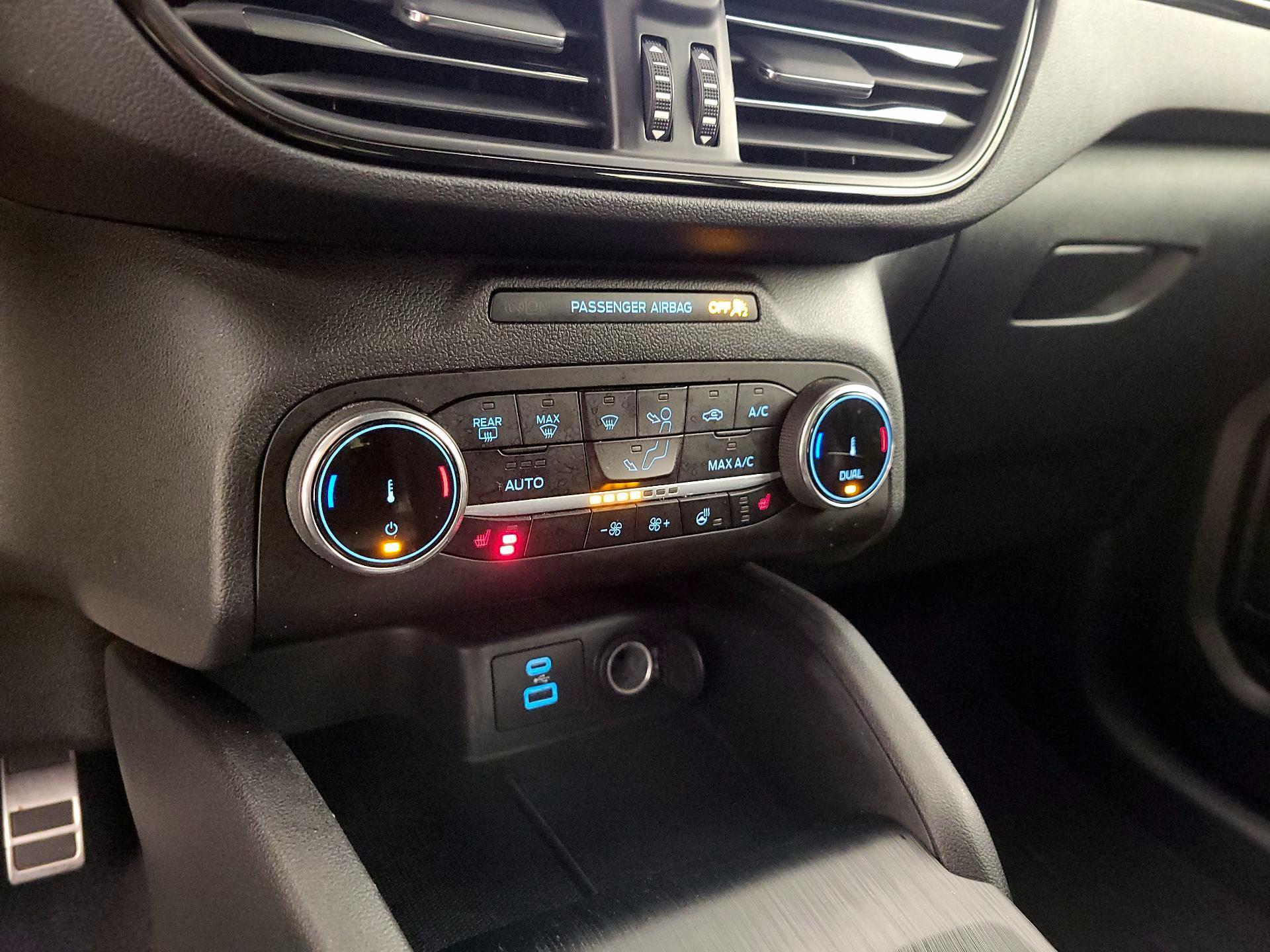 Thumbnail: 2023 Ford Escape - 16