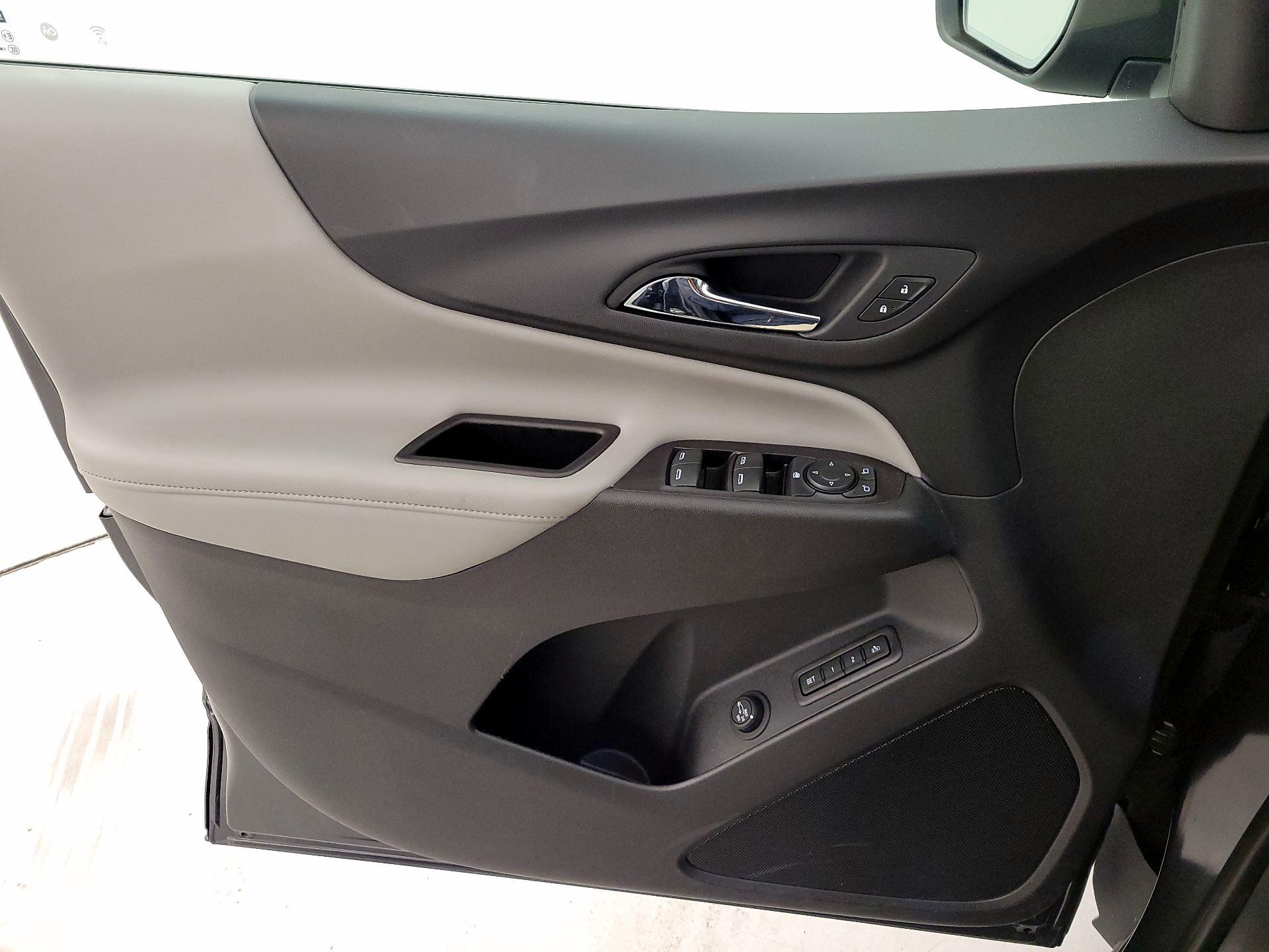 Thumbnail: 2021 Chevrolet Equinox - 12