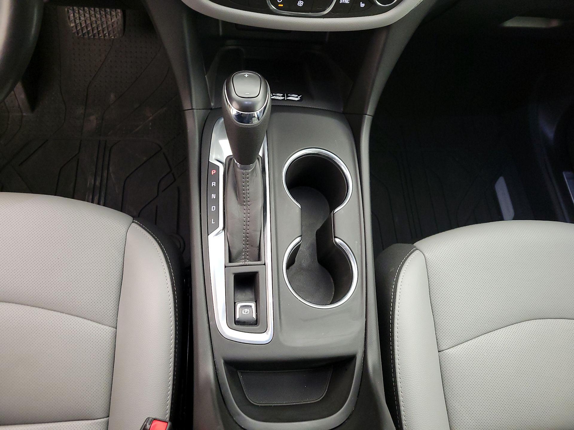 Thumbnail: 2021 Chevrolet Equinox - 18