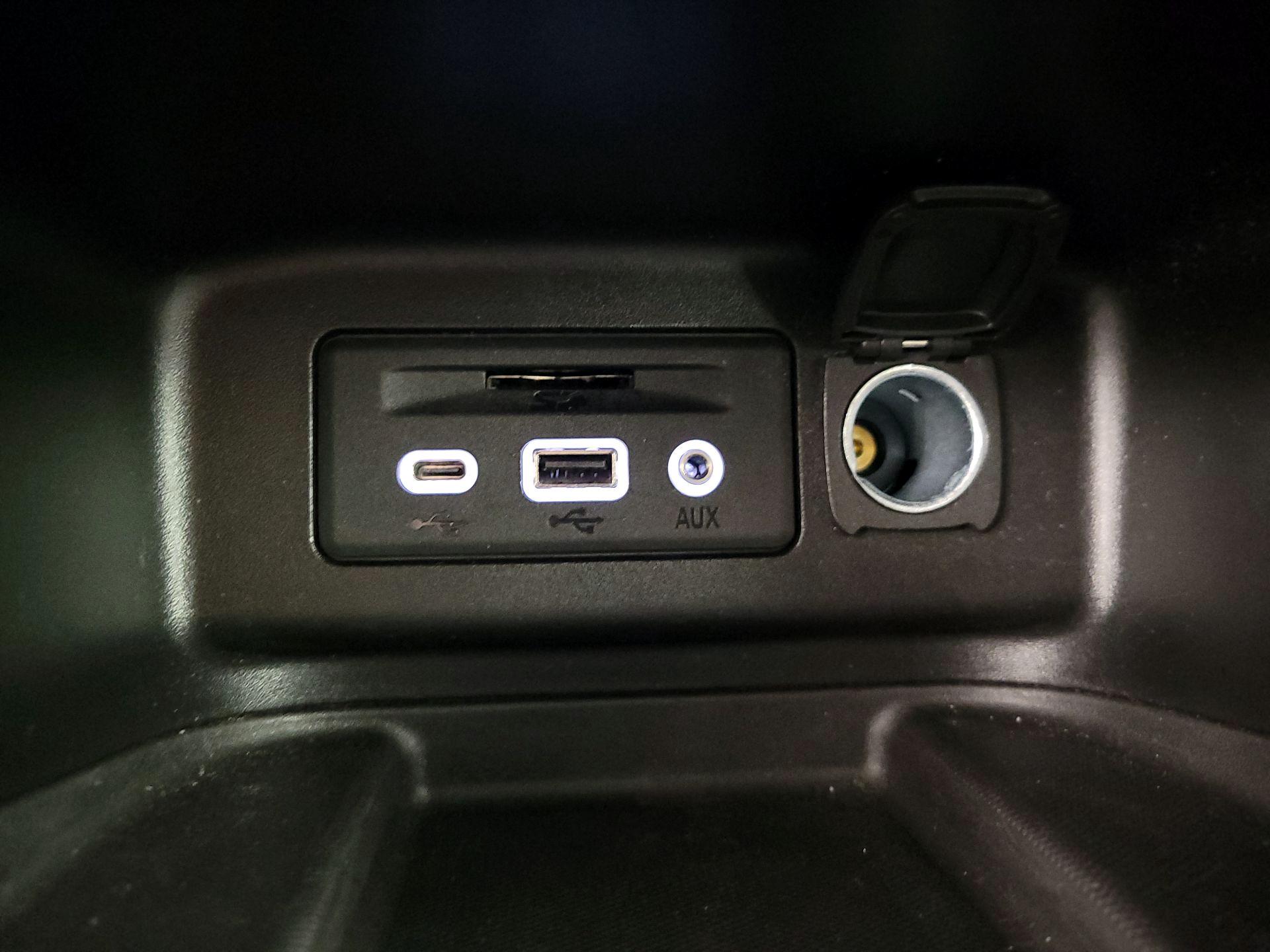 Thumbnail: 2021 Chevrolet Equinox - 19