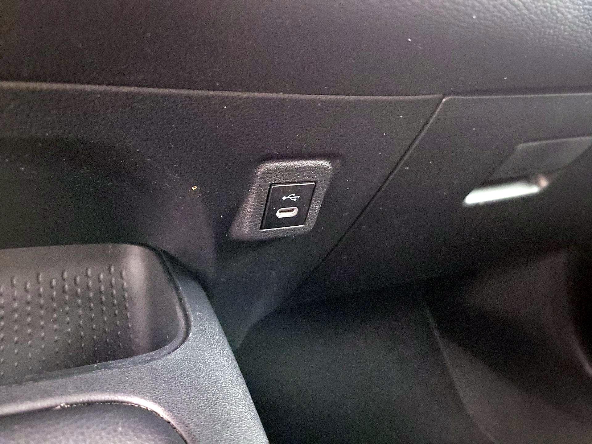 Thumbnail: 2024 Toyota Corolla - 18