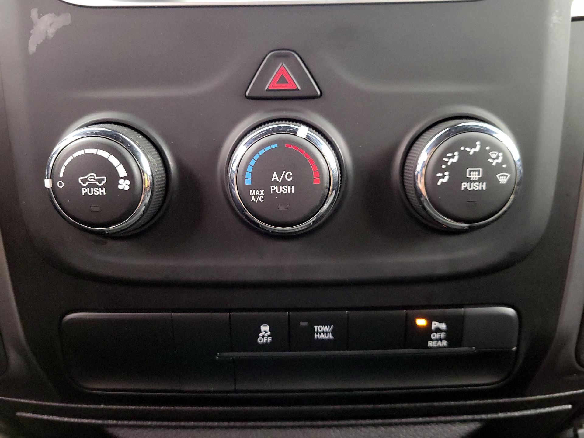 Thumbnail: 2024 RAM 1500 Classic - 16