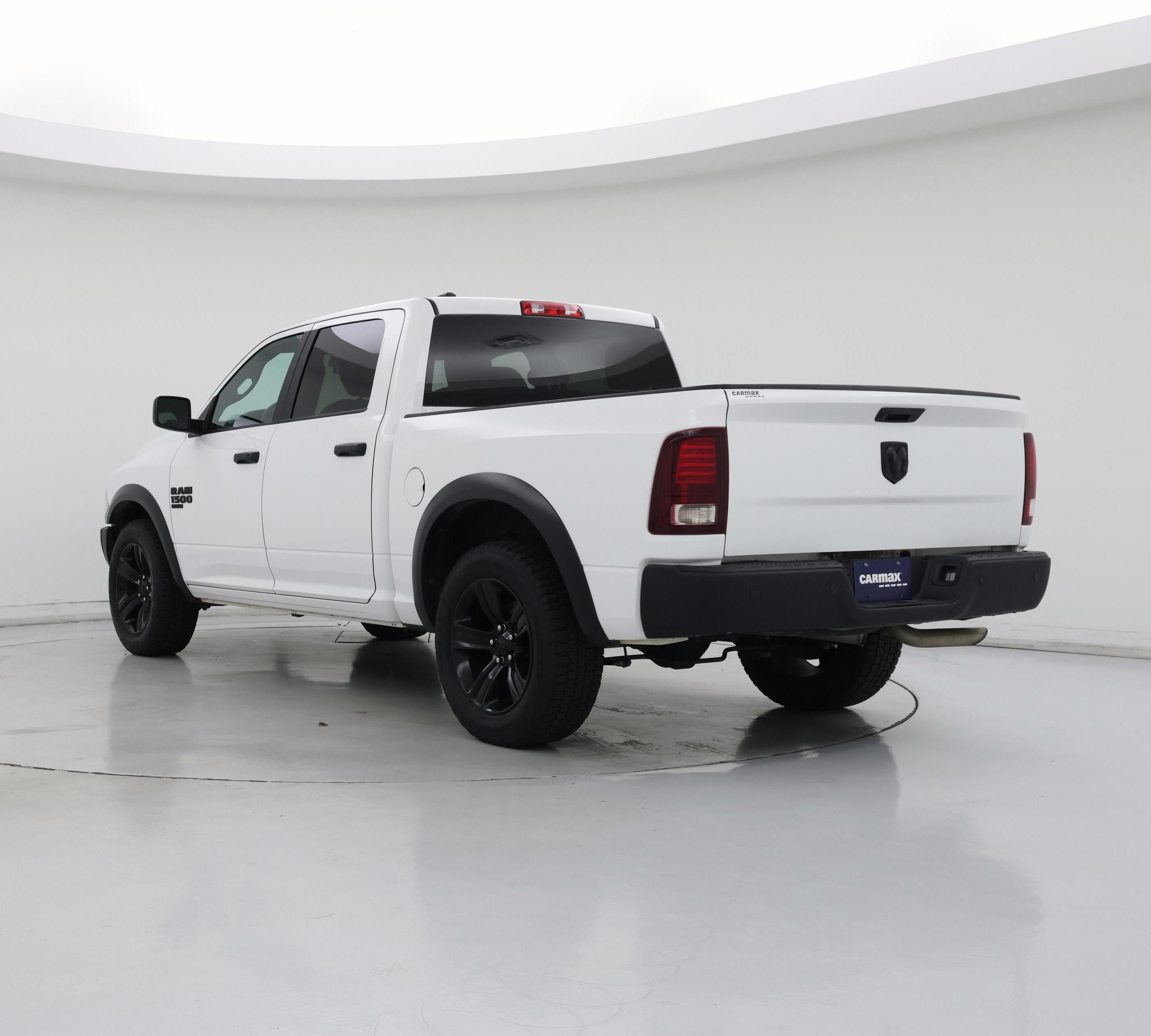 Thumbnail: 2024 RAM 1500 Classic - 2