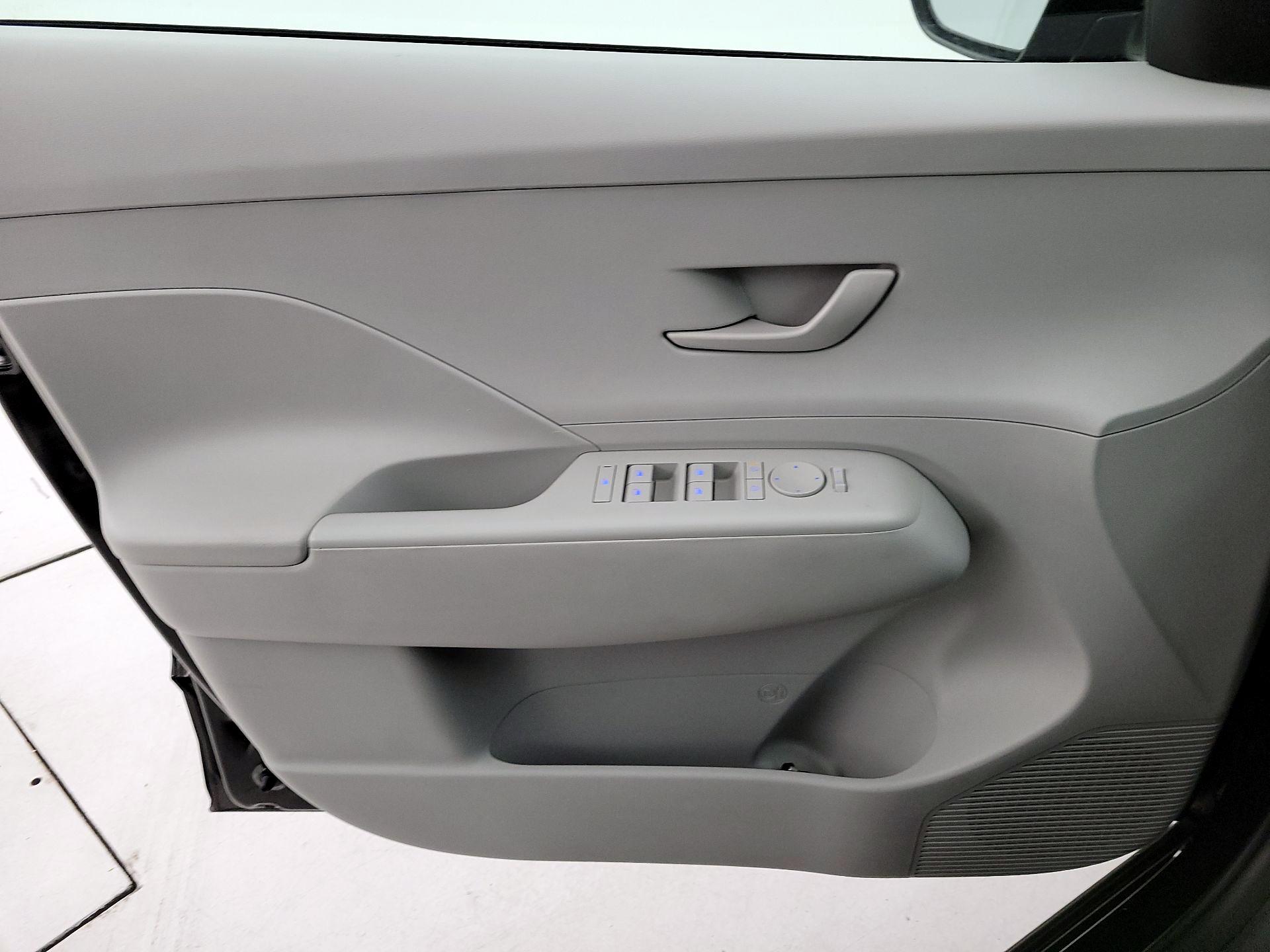 Thumbnail: 2025 Hyundai Kona - 12