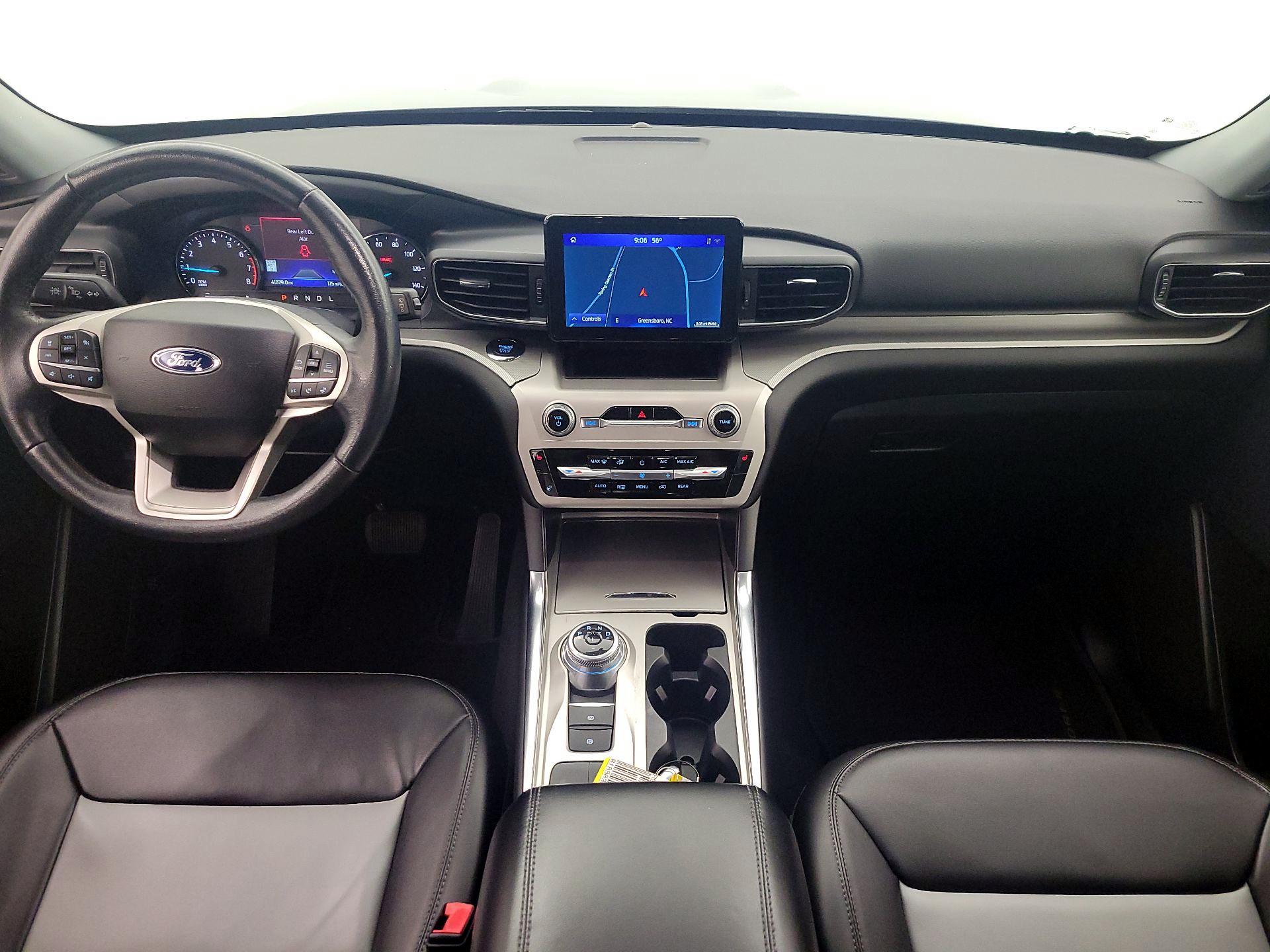 Thumbnail: 2022 Ford Explorer - 9