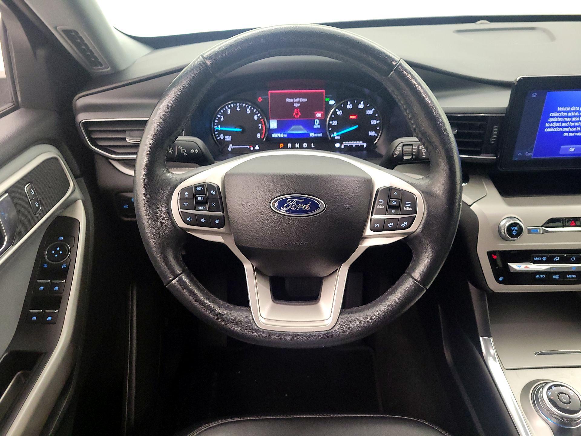 Thumbnail: 2022 Ford Explorer - 10