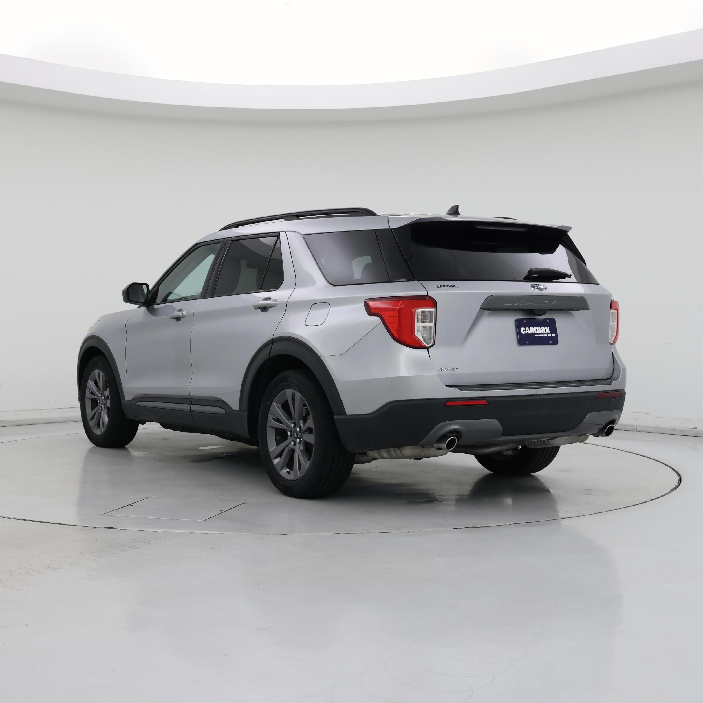 Thumbnail: 2022 Ford Explorer - 2