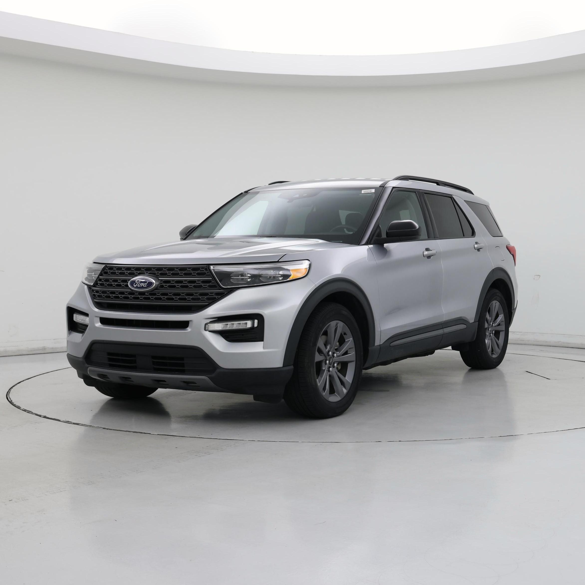 Thumbnail: 2022 Ford Explorer - 4