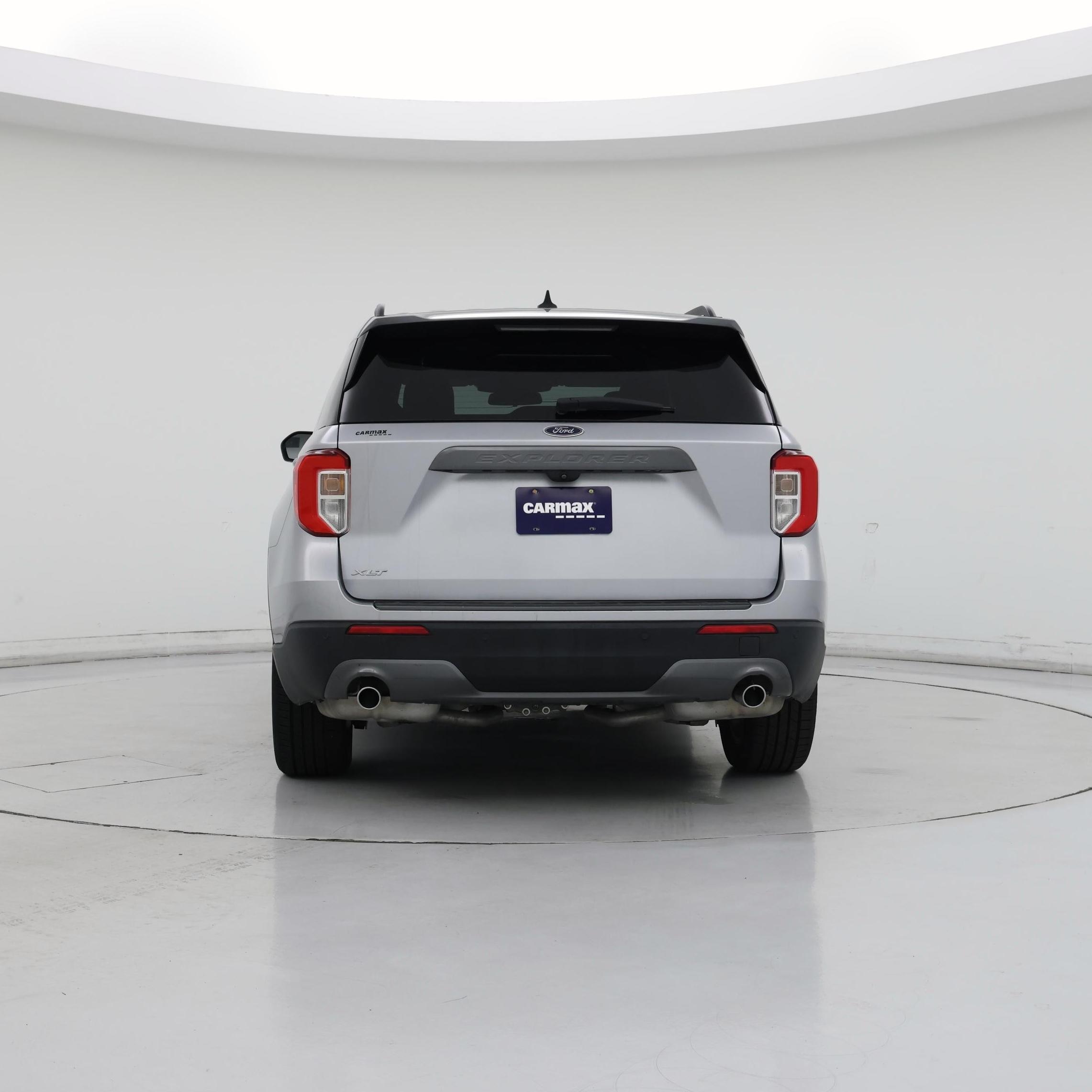 Thumbnail: 2022 Ford Explorer - 6