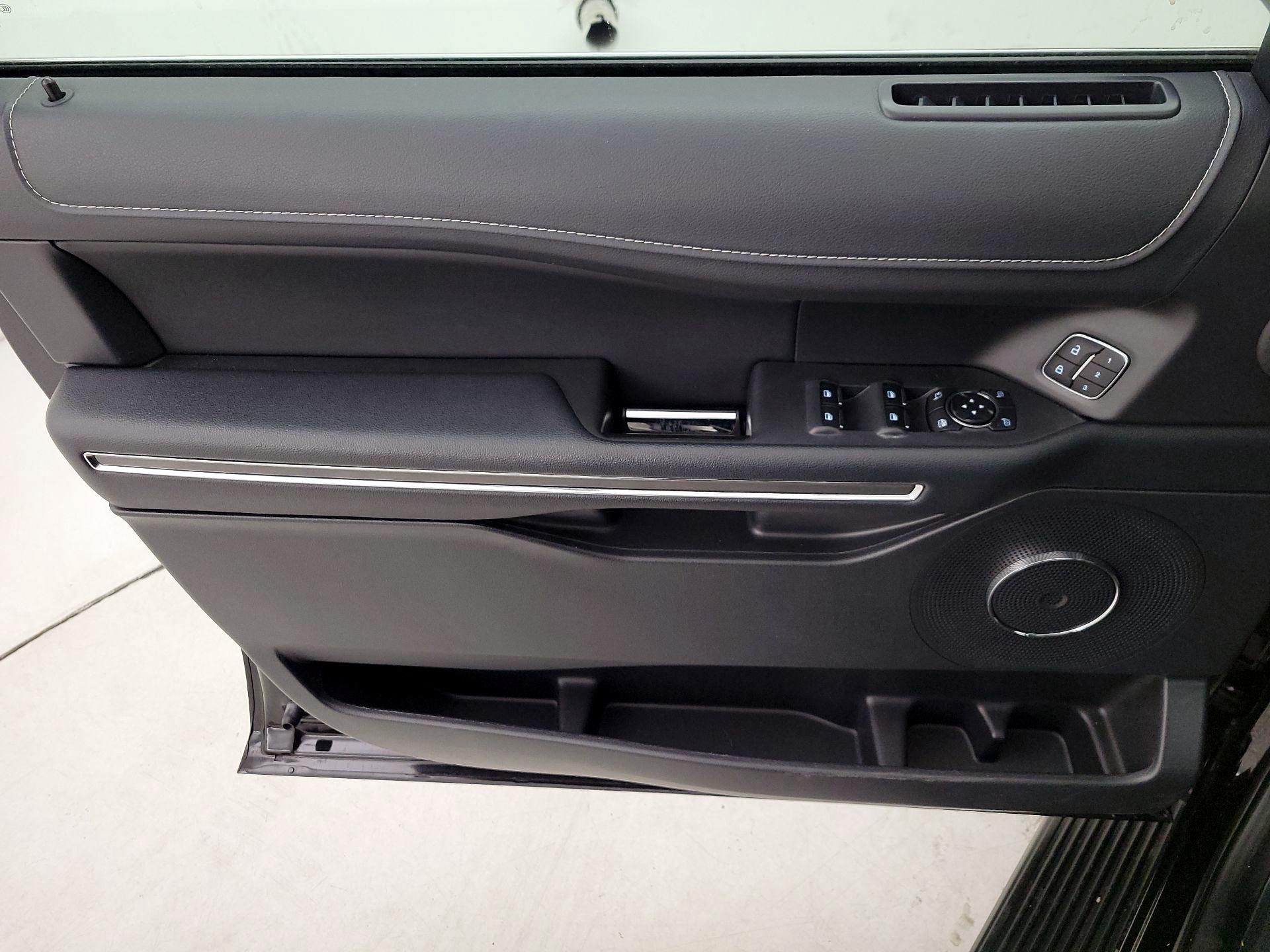 Thumbnail: 2024 Ford Expedition MAX - 12