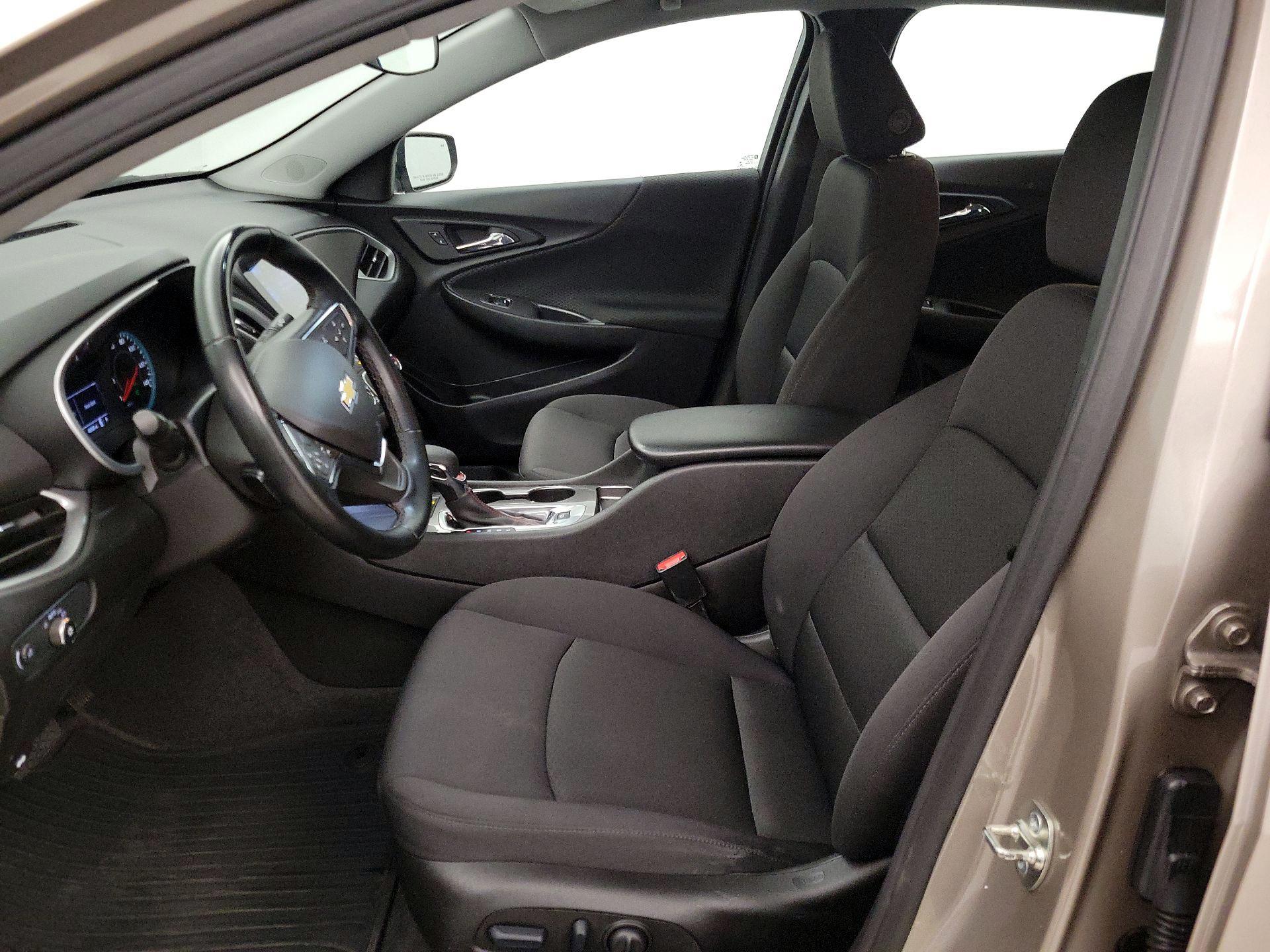 Thumbnail: 2024 Chevrolet Malibu - 11