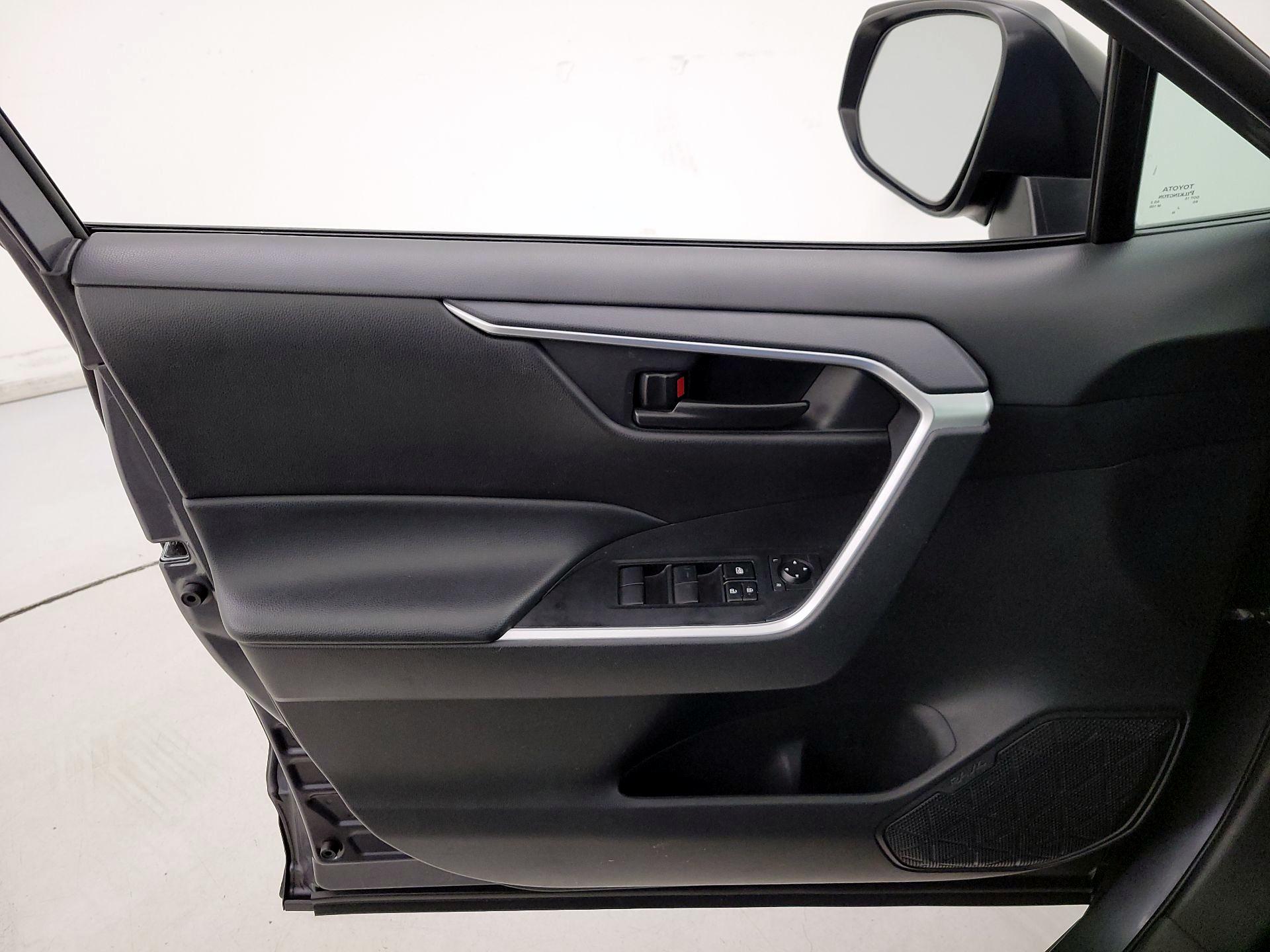 Thumbnail: 2024 Toyota RAV4 - 12