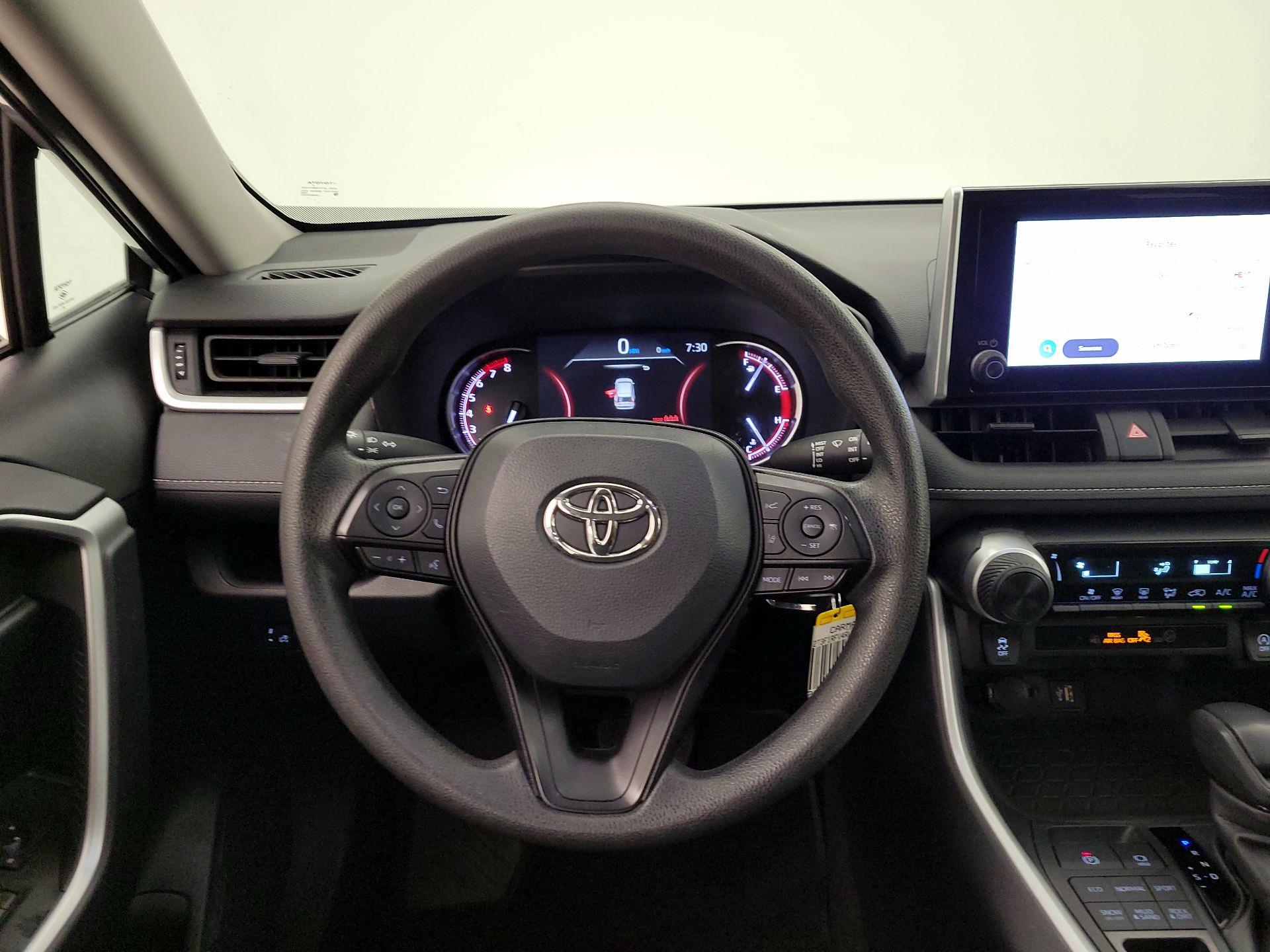 Thumbnail: 2024 Toyota RAV4 - 10