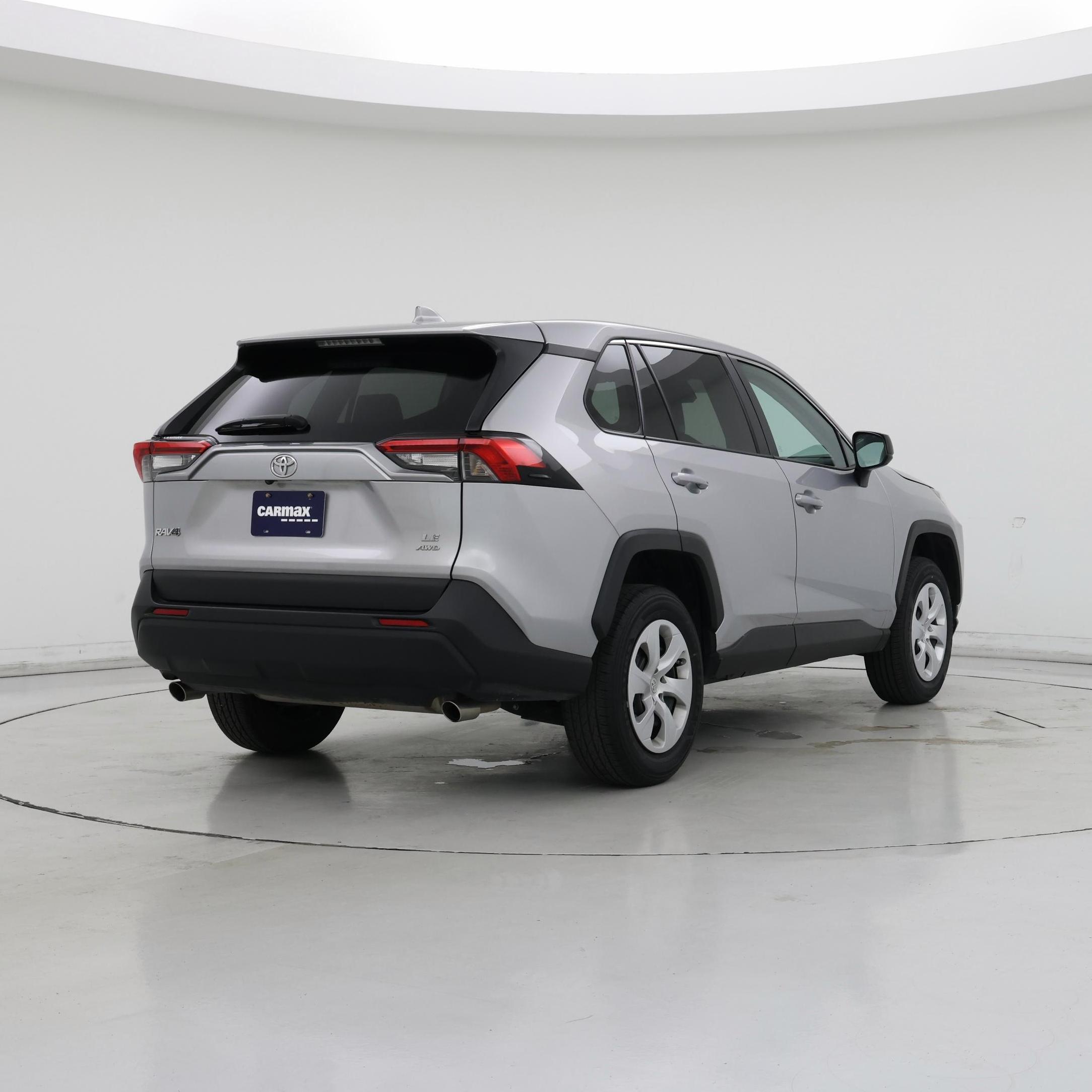 Thumbnail: 2024 Toyota RAV4 - 8