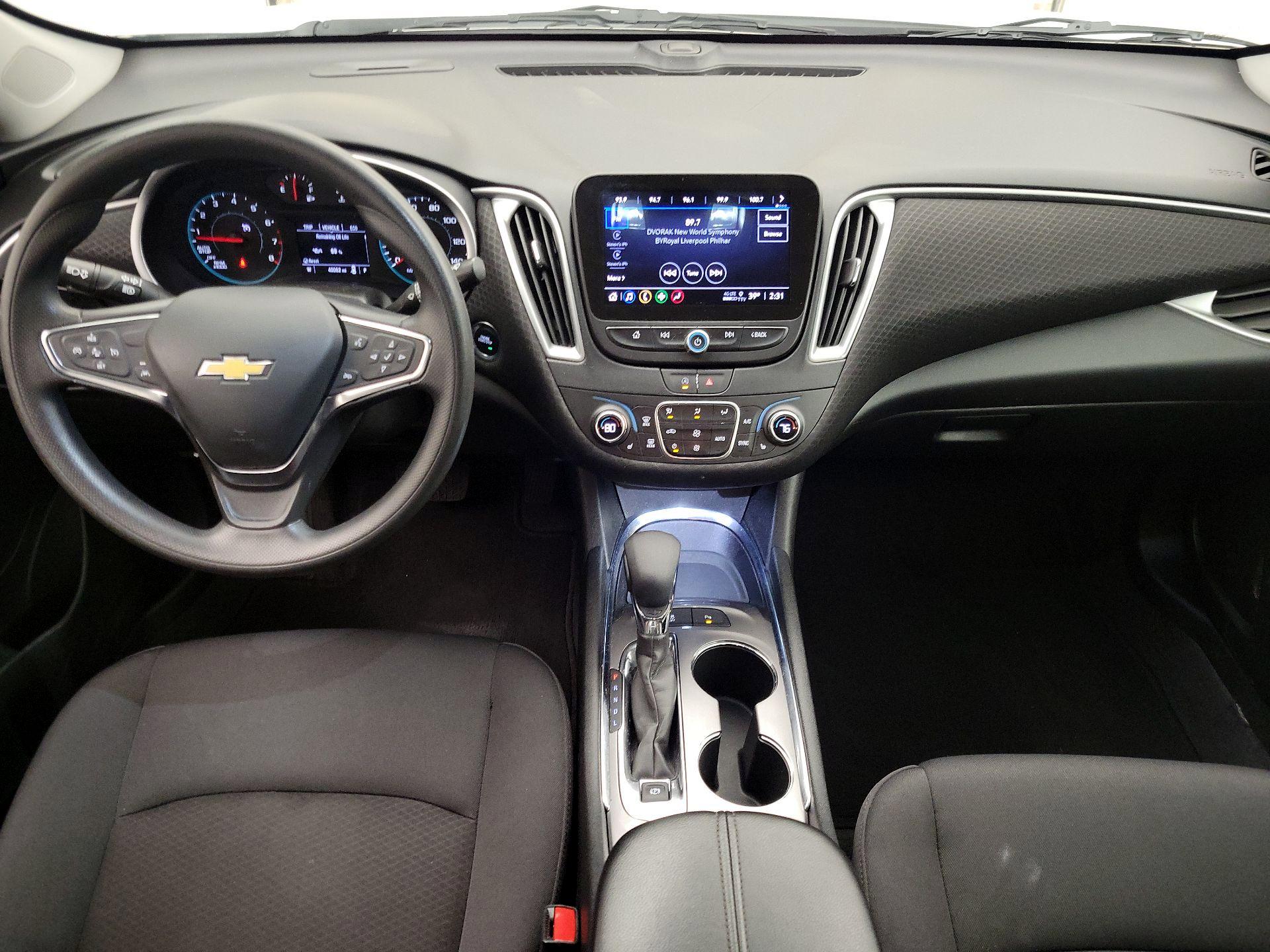 Thumbnail: 2024 Chevrolet Malibu - 9