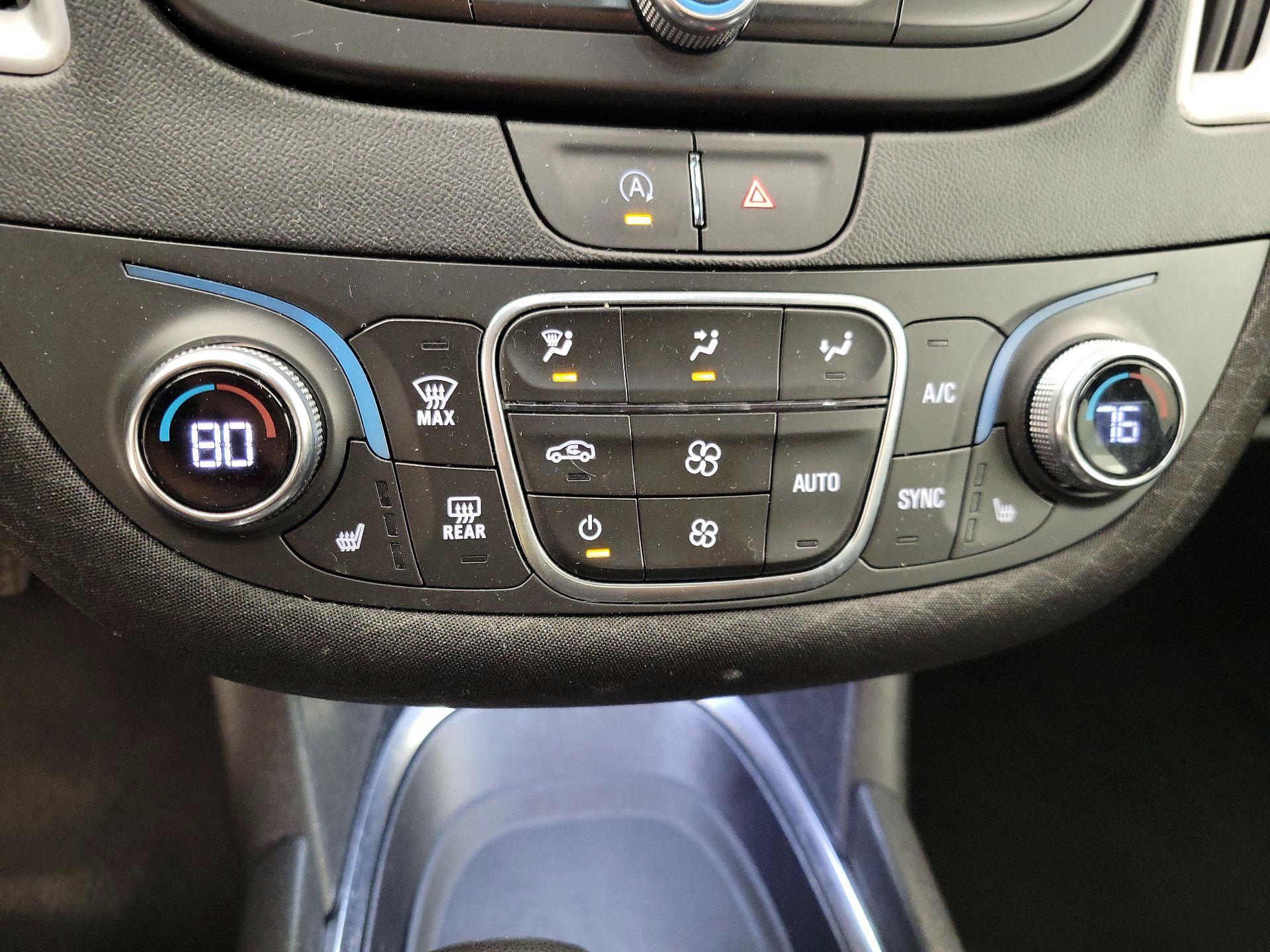 Thumbnail: 2024 Chevrolet Malibu - 16