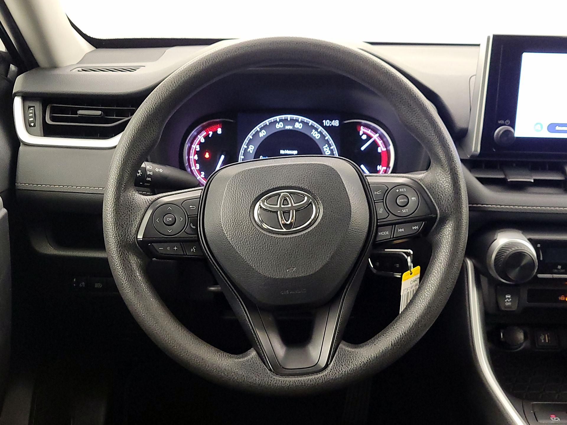 Thumbnail: 2024 Toyota RAV4 - 10