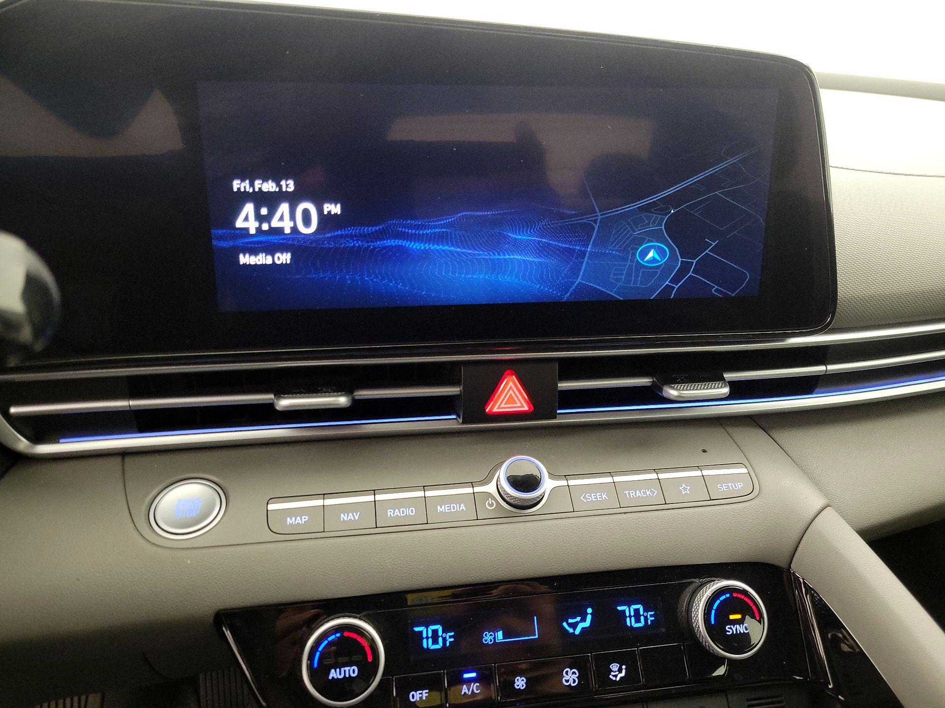 Thumbnail: 2025 Hyundai Elantra - 15