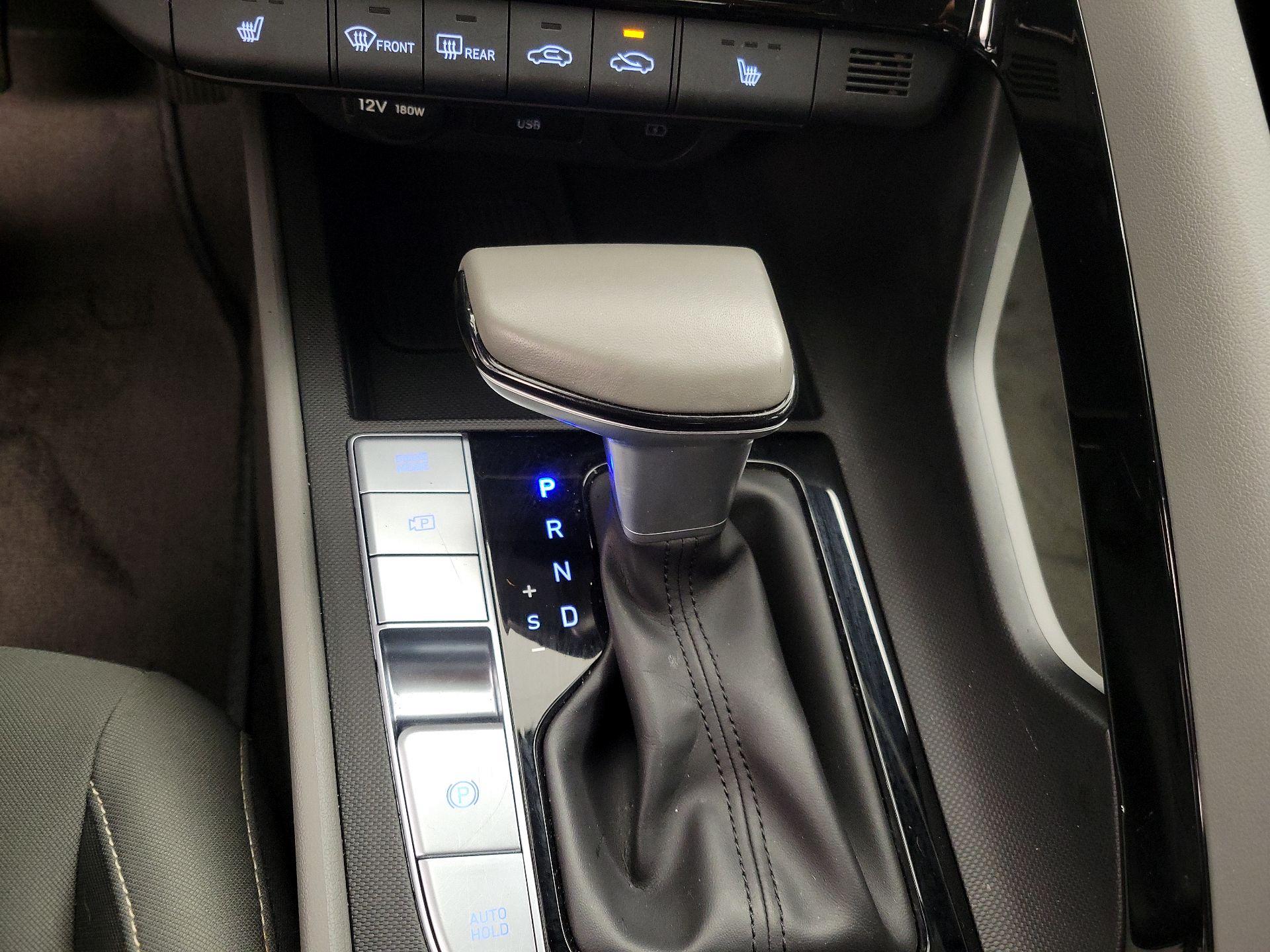 Thumbnail: 2025 Hyundai Elantra - 17