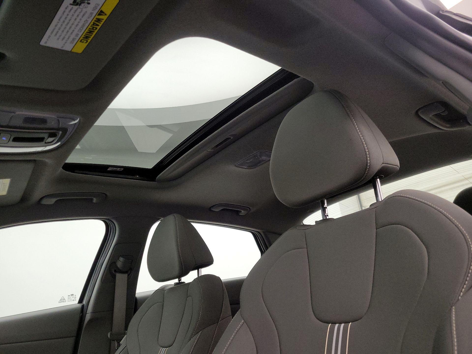 Thumbnail: 2025 Hyundai Elantra - 19