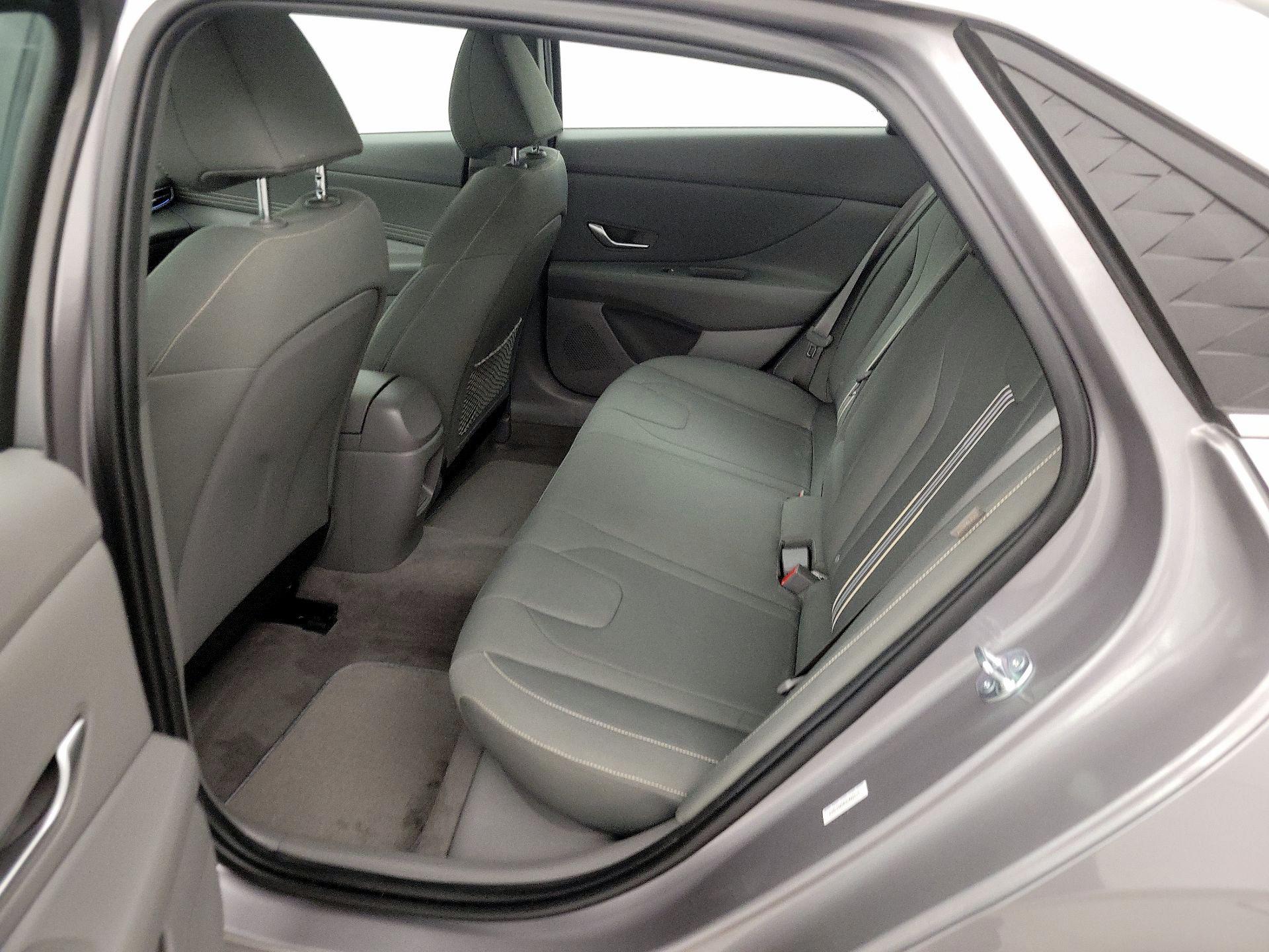 Thumbnail: 2025 Hyundai Elantra - 20