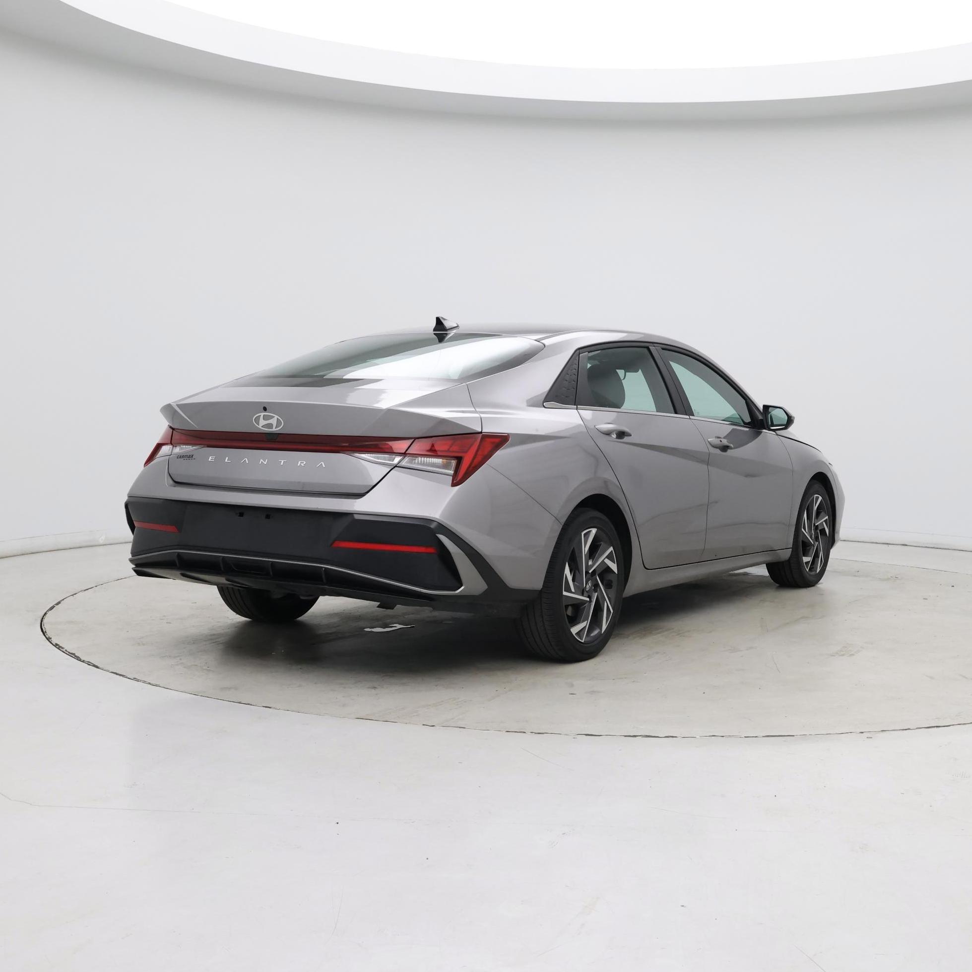 Thumbnail: 2025 Hyundai Elantra - 8