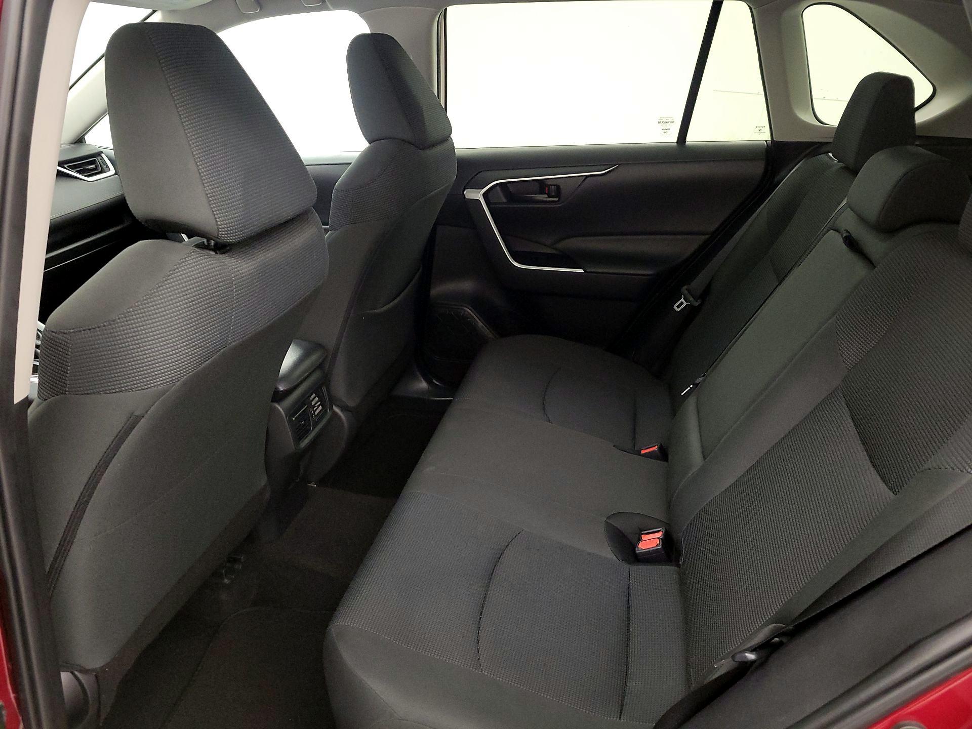 Thumbnail: 2024 Toyota RAV4 - 19