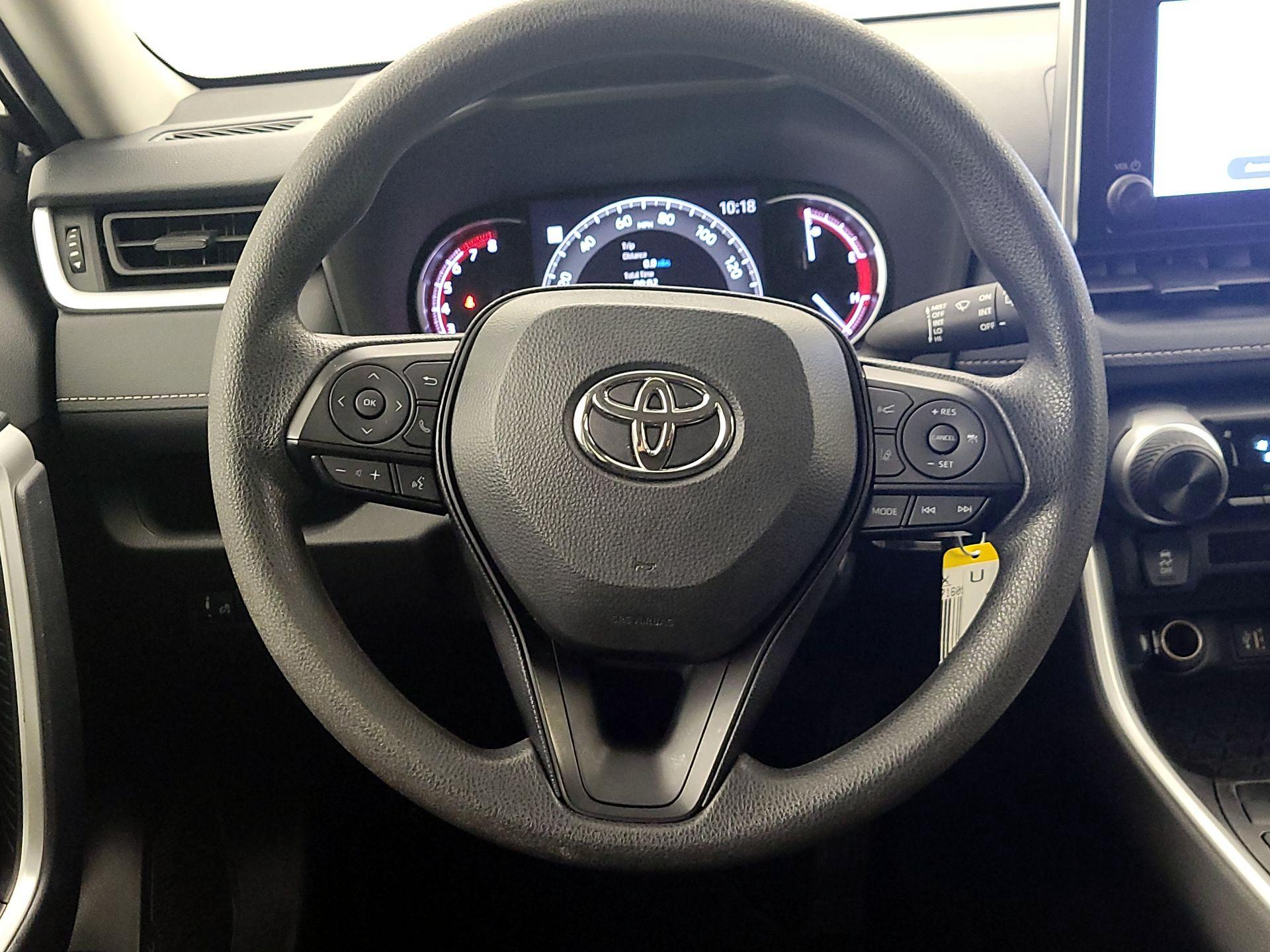 Thumbnail: 2024 Toyota RAV4 - 10