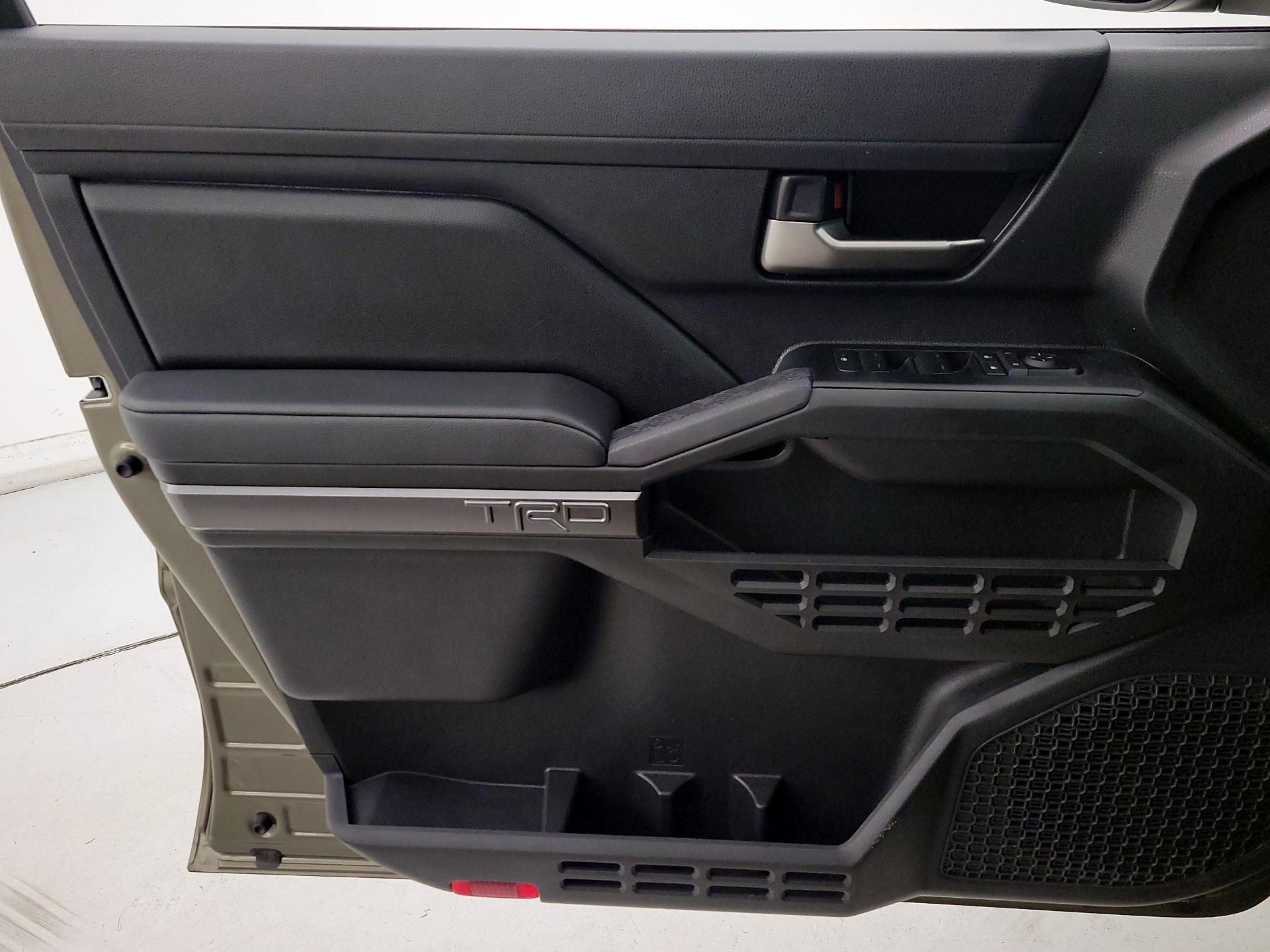 Thumbnail: 2025 Toyota Tacoma - 12