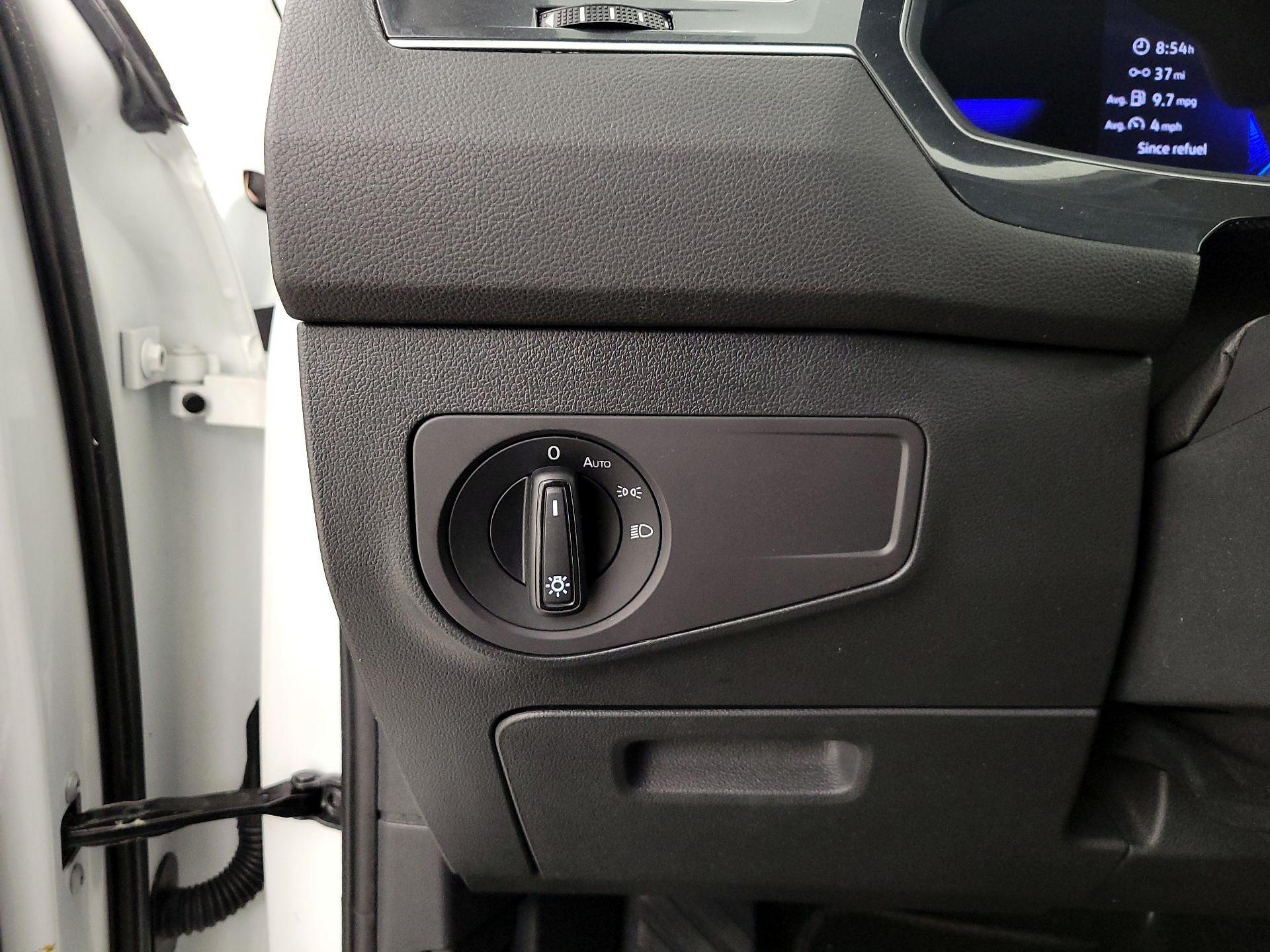 Thumbnail: 2024 Volkswagen Tiguan - 13