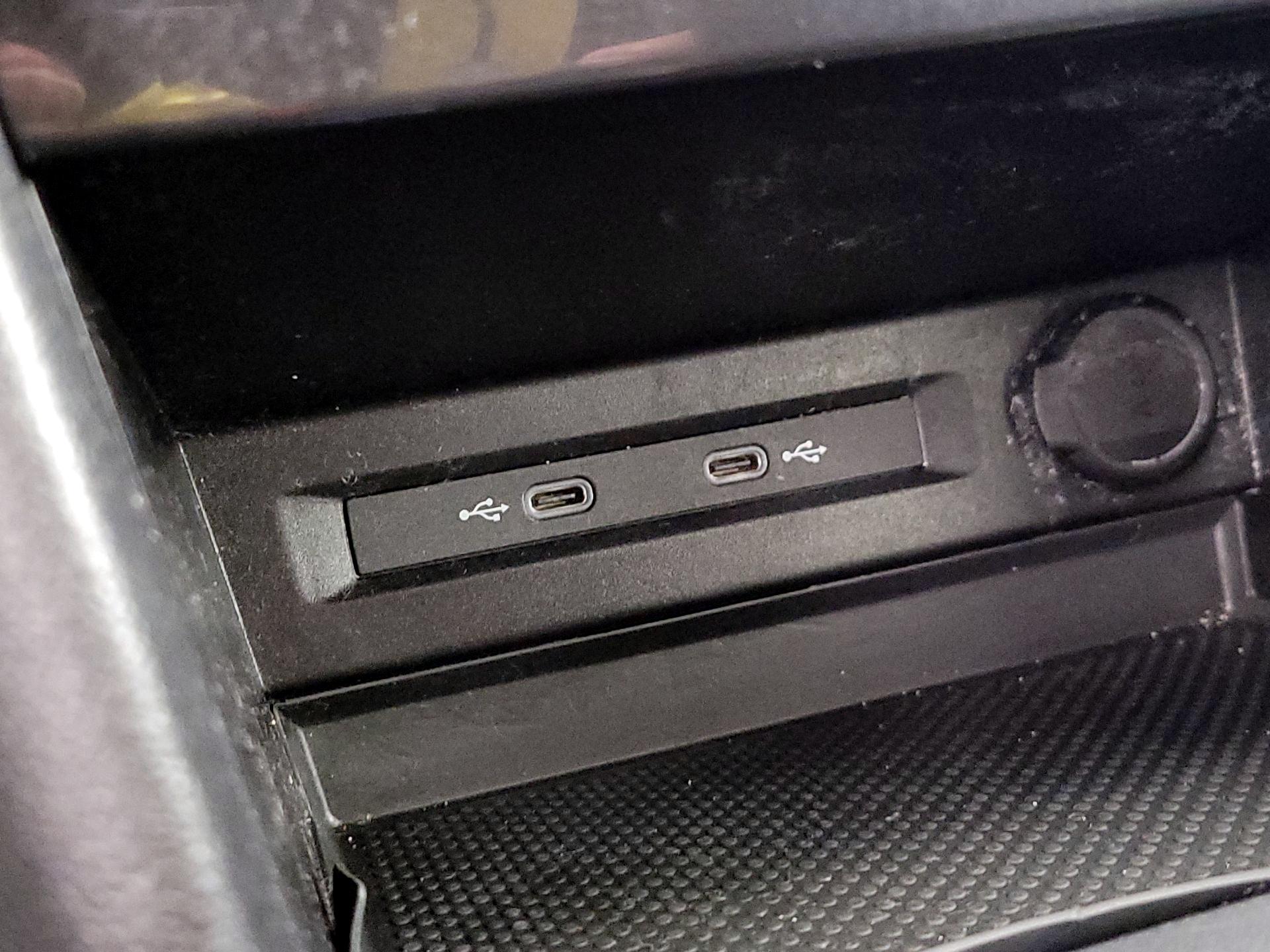 Thumbnail: 2024 Volkswagen Tiguan - 18