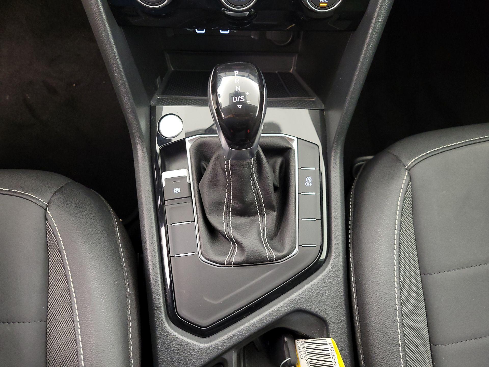 Thumbnail: 2024 Volkswagen Taos - 17