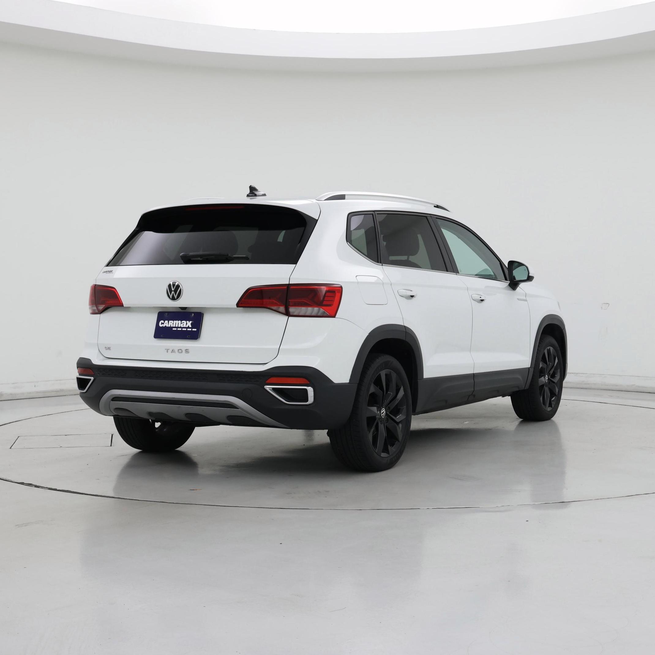 Thumbnail: 2024 Volkswagen Taos - 8