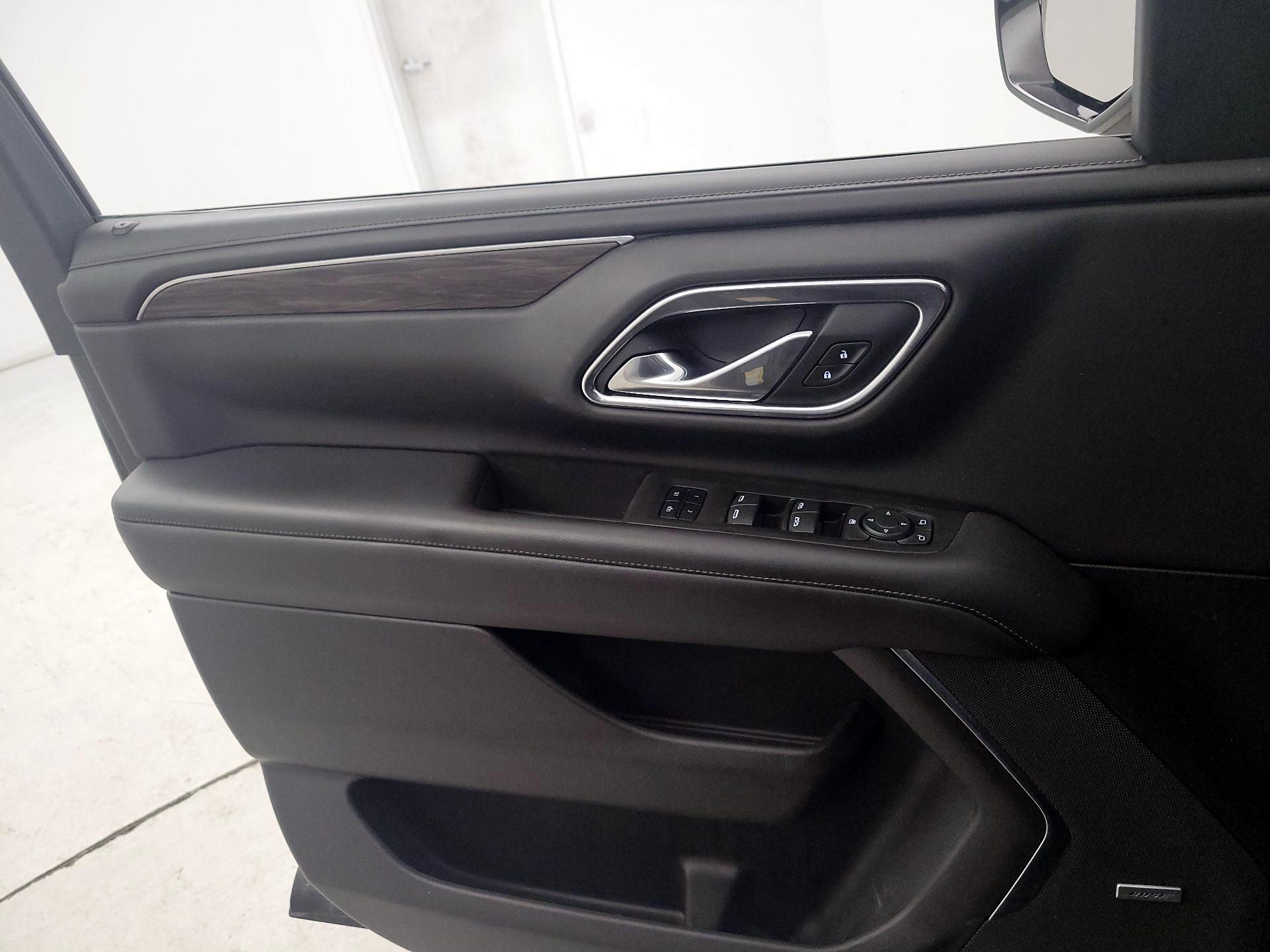 Thumbnail: 2021 Chevrolet Tahoe - 12