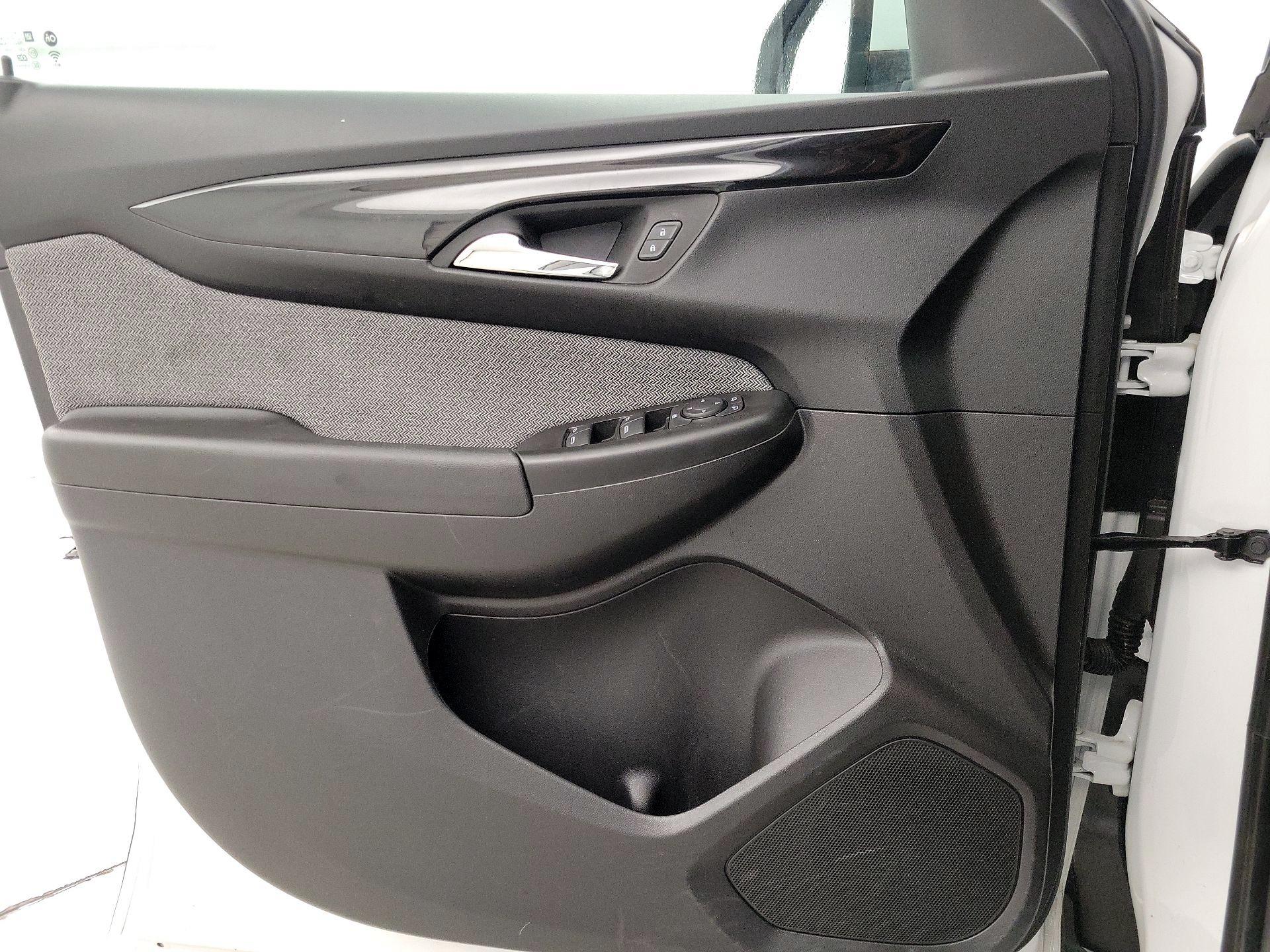 Thumbnail: 2025 Chevrolet TrailBlazer - 12