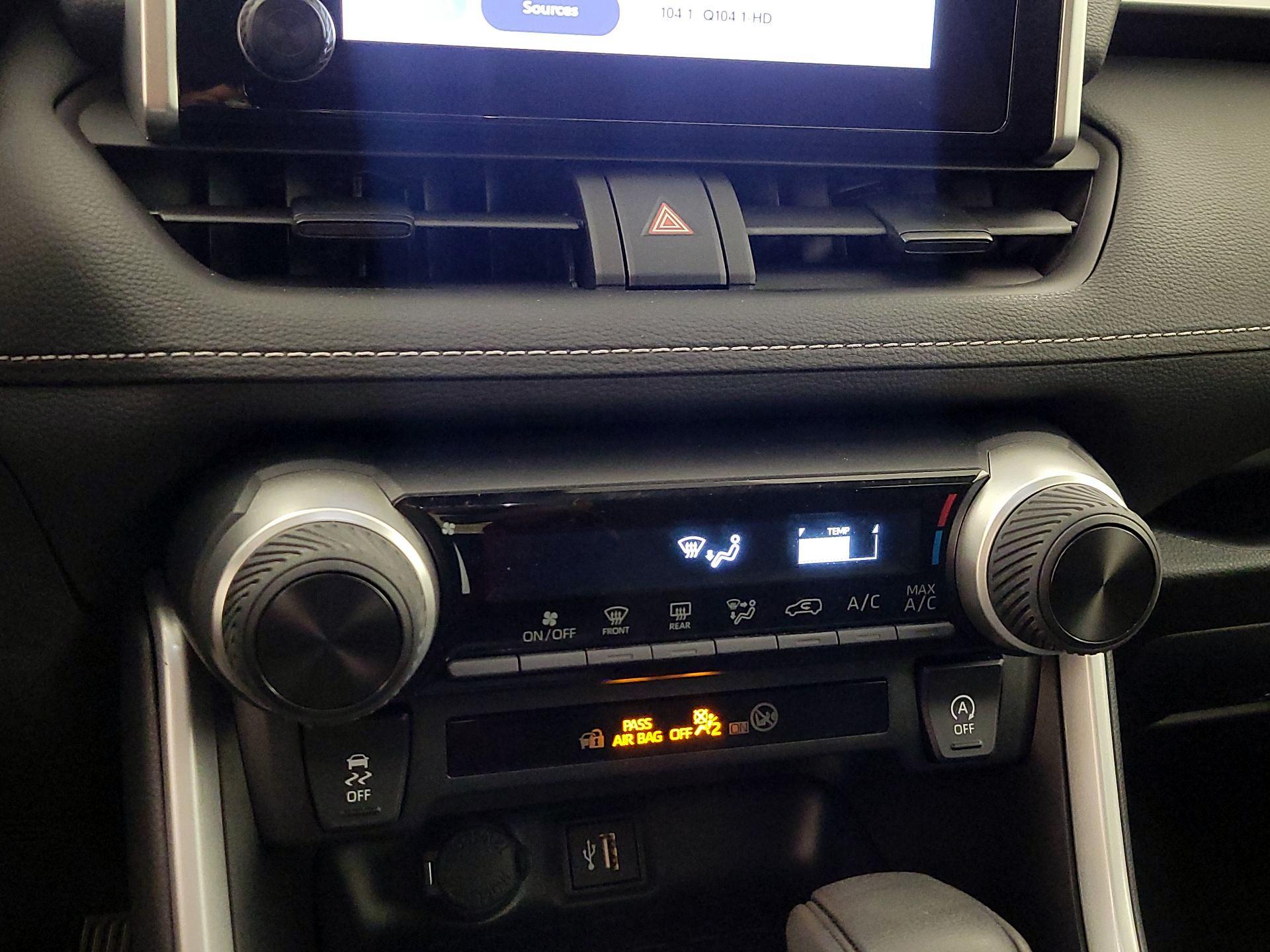 Thumbnail: 2024 Toyota RAV4 - 16