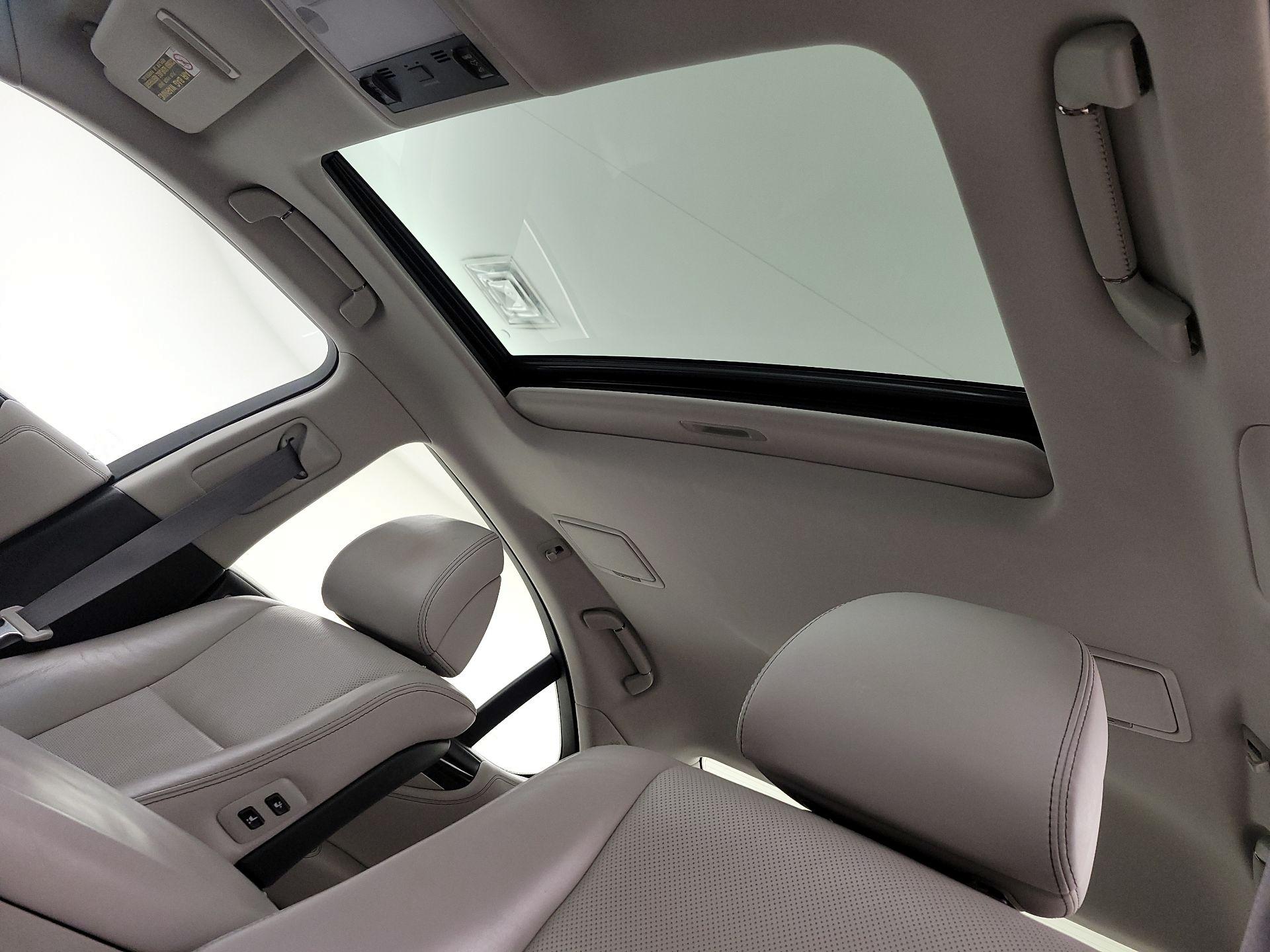 Thumbnail: 2015 Lexus LS - 20