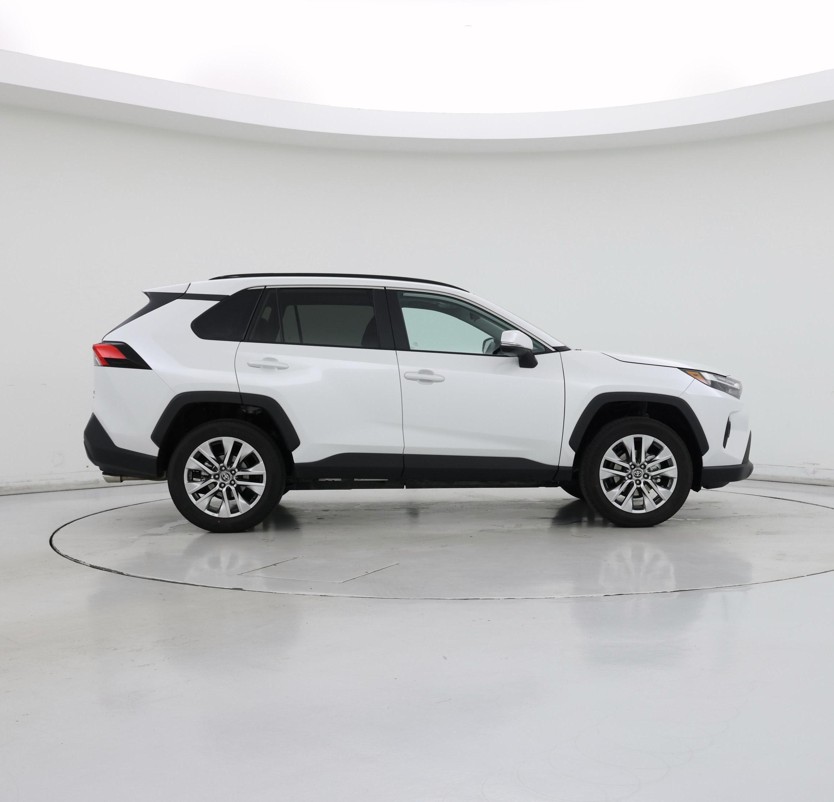 Thumbnail: 2025 Toyota RAV4 - 7