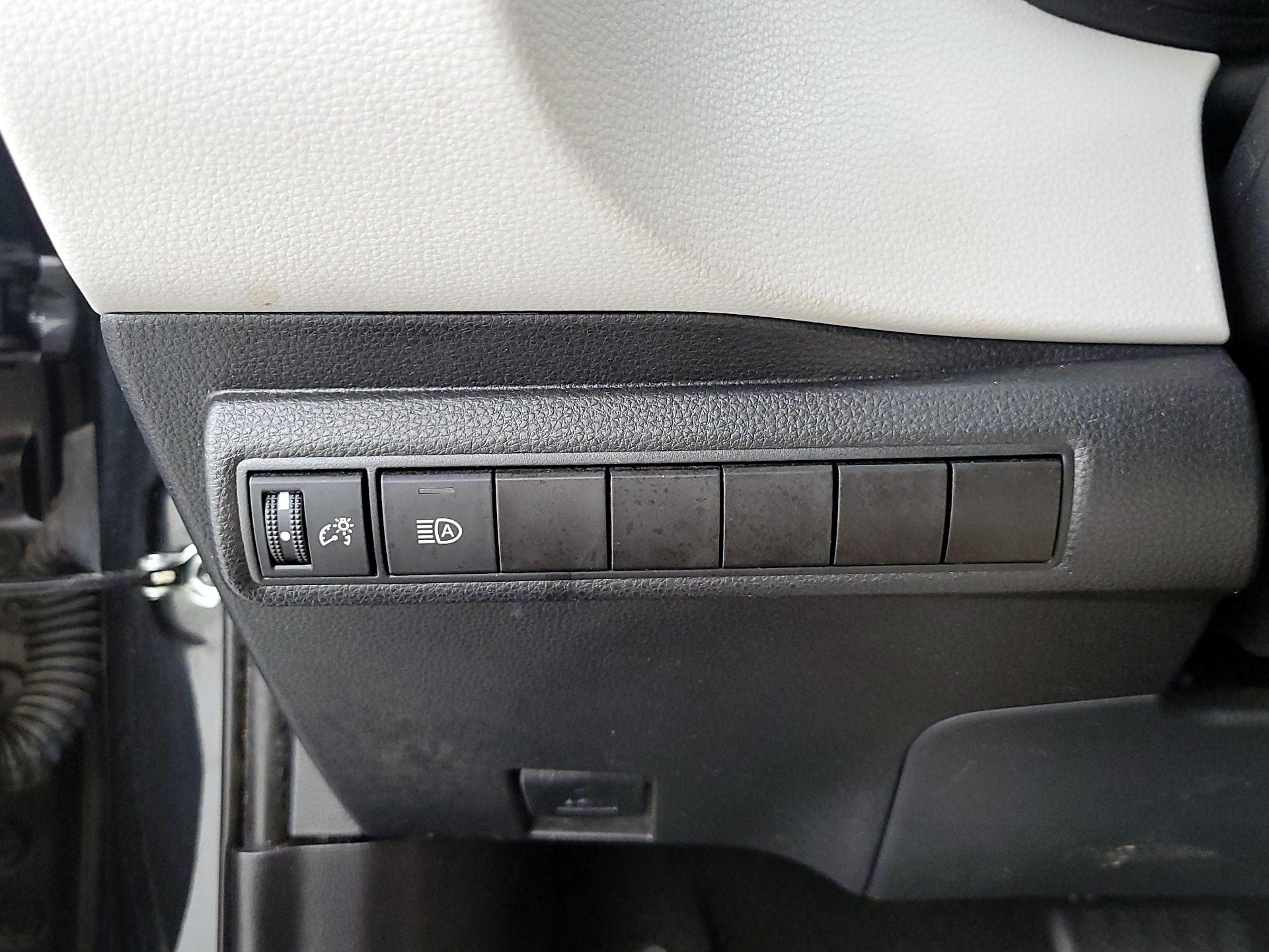 Thumbnail: 2021 Toyota Corolla - 13