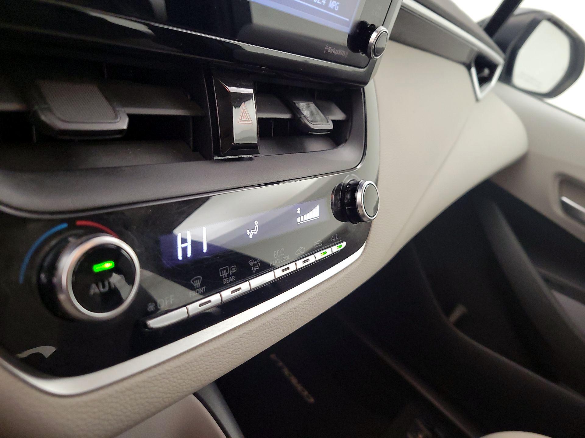 Thumbnail: 2021 Toyota Corolla - 16