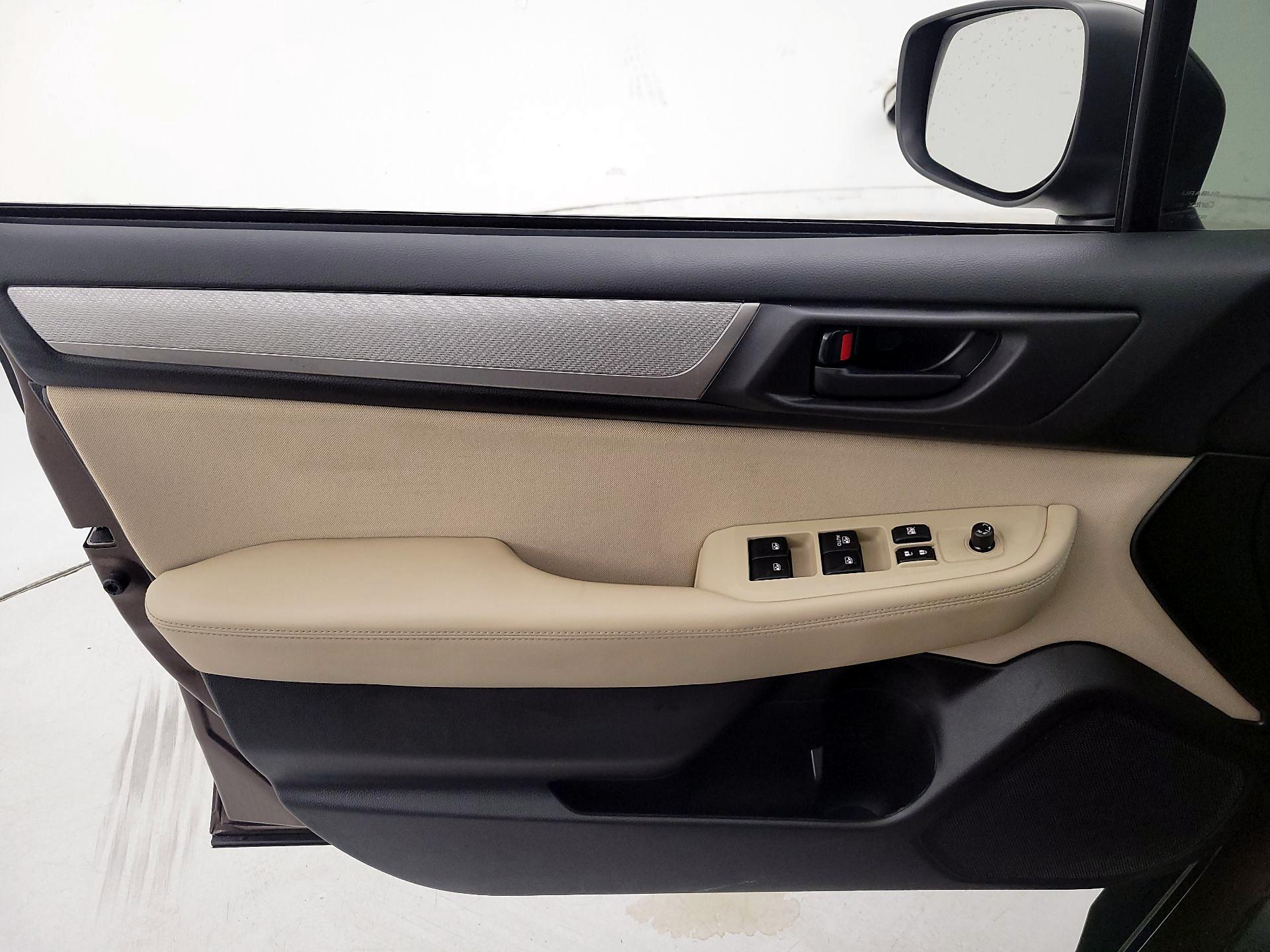 Thumbnail: 2019 Subaru Outback - 12