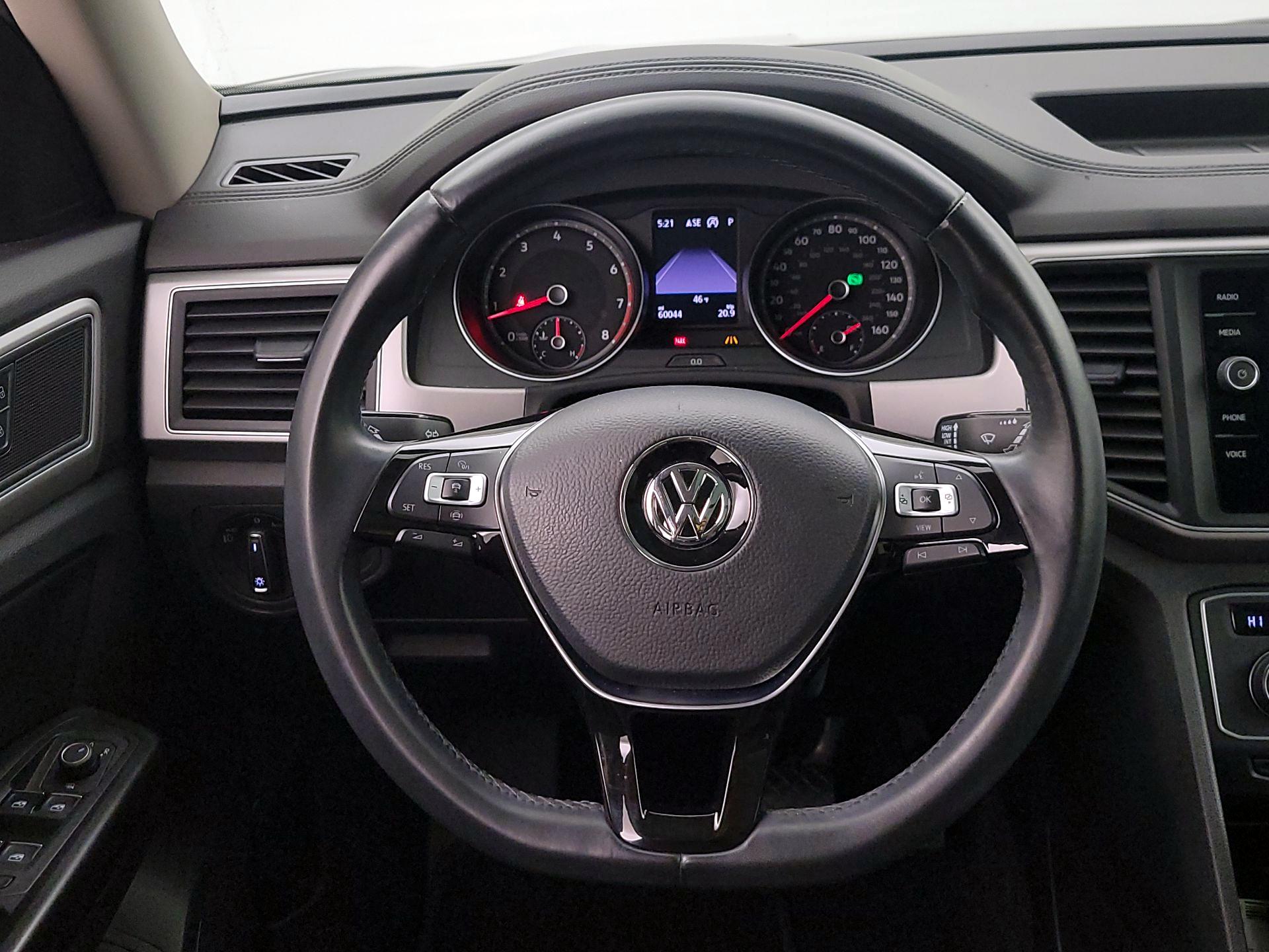 Thumbnail: 2019 Volkswagen Atlas - 10