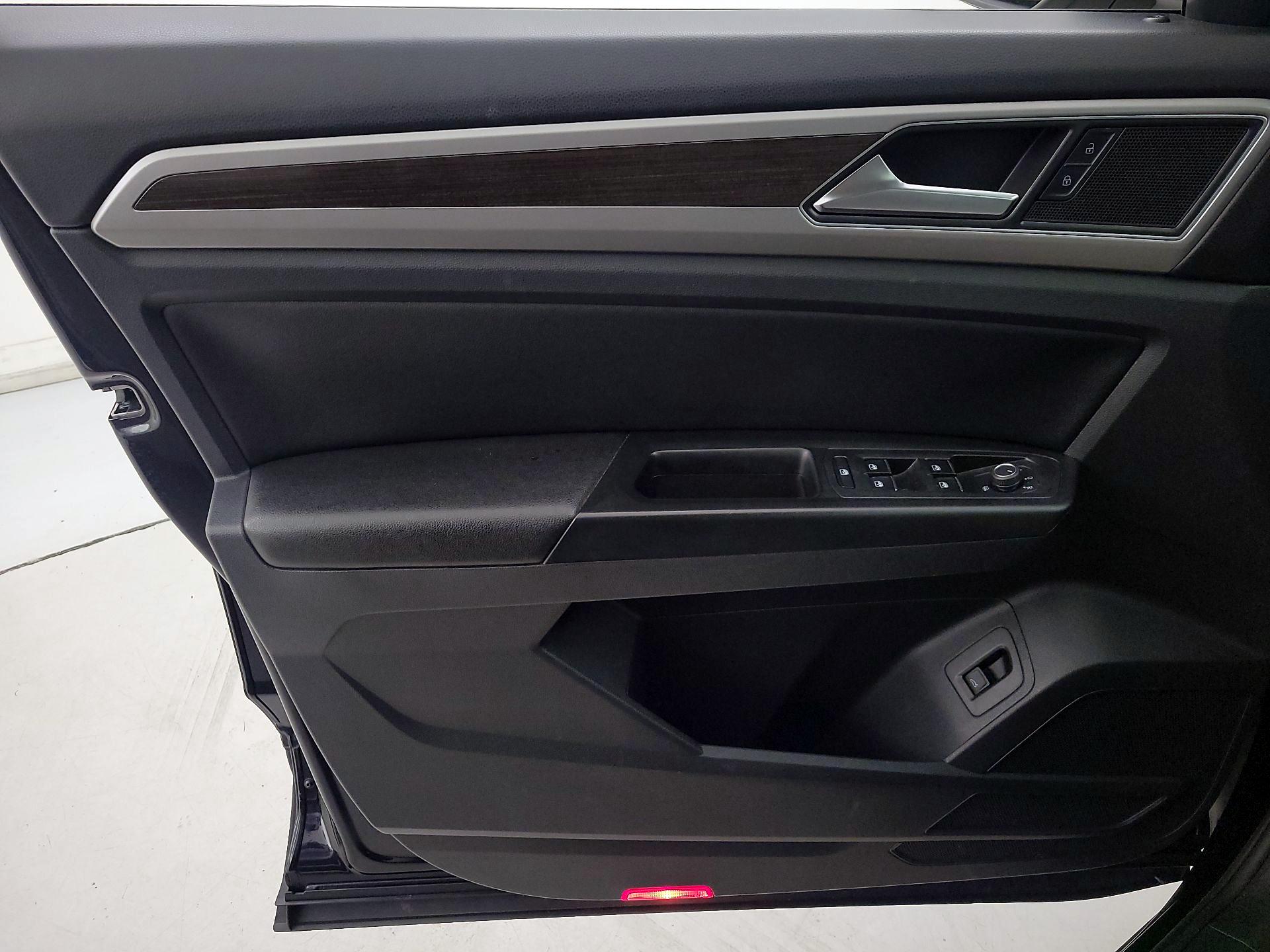 Thumbnail: 2019 Volkswagen Atlas - 12